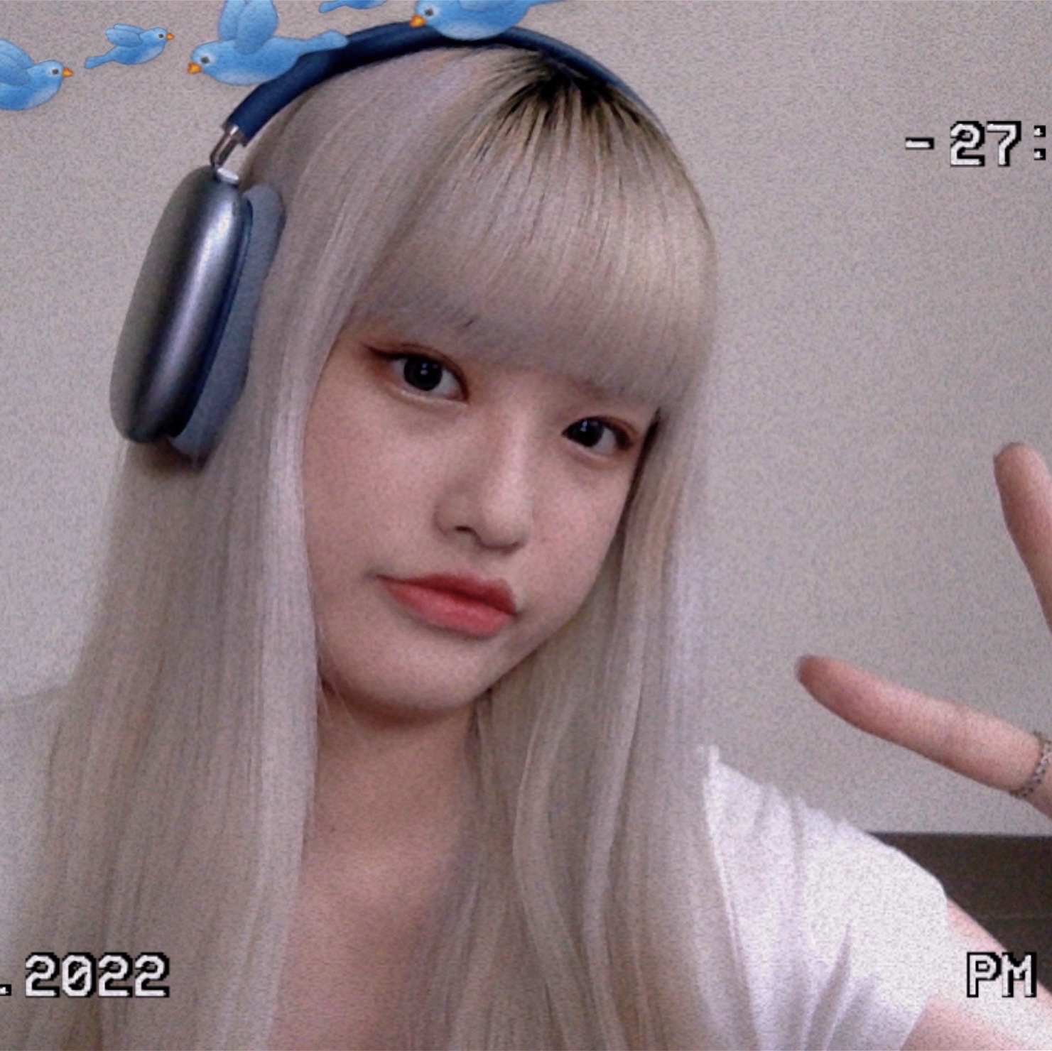 Apple AirPods Max Lightning Sky Blue (Korean Ver.) 착용 스타일 - 2