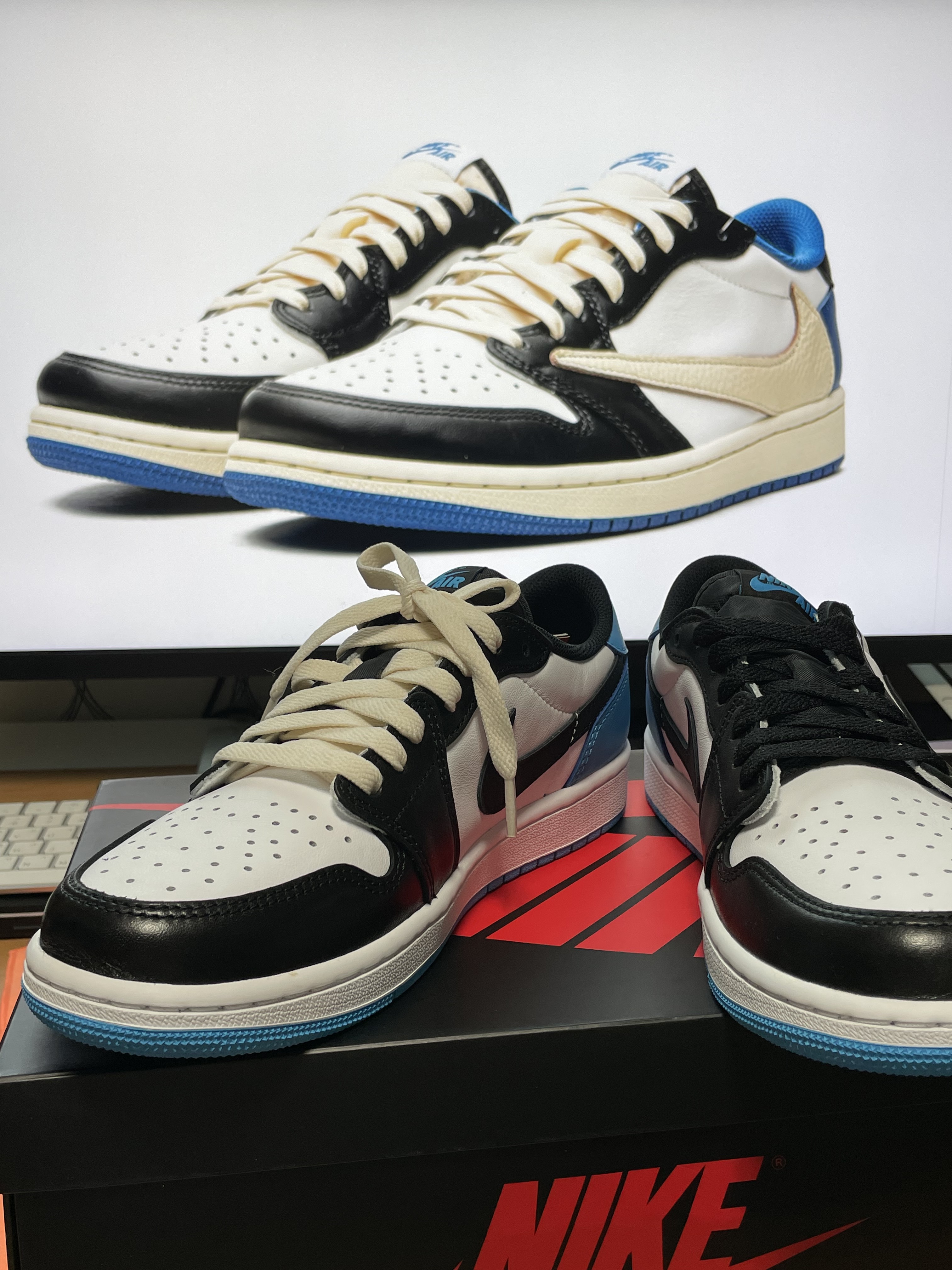 Jordan 1 Retro Low OG Black and Dark Powder Blue 착용 스타일 - 2