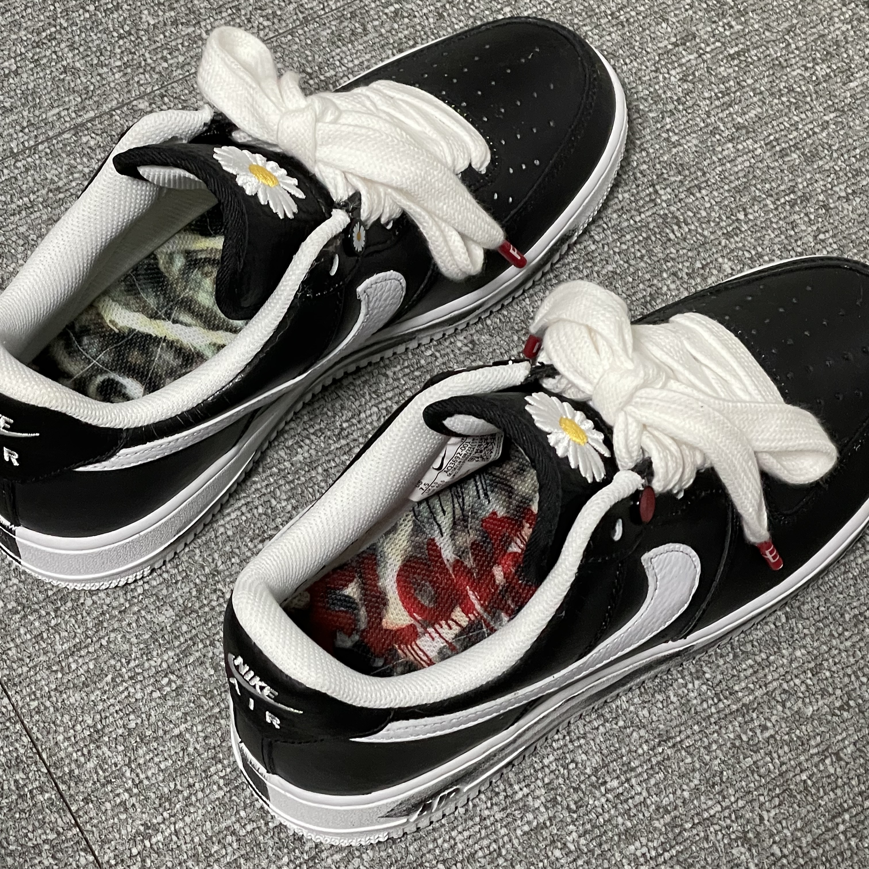 Nike x Peaceminusone Air Force 1 Low Para-Noise 착용 스타일
