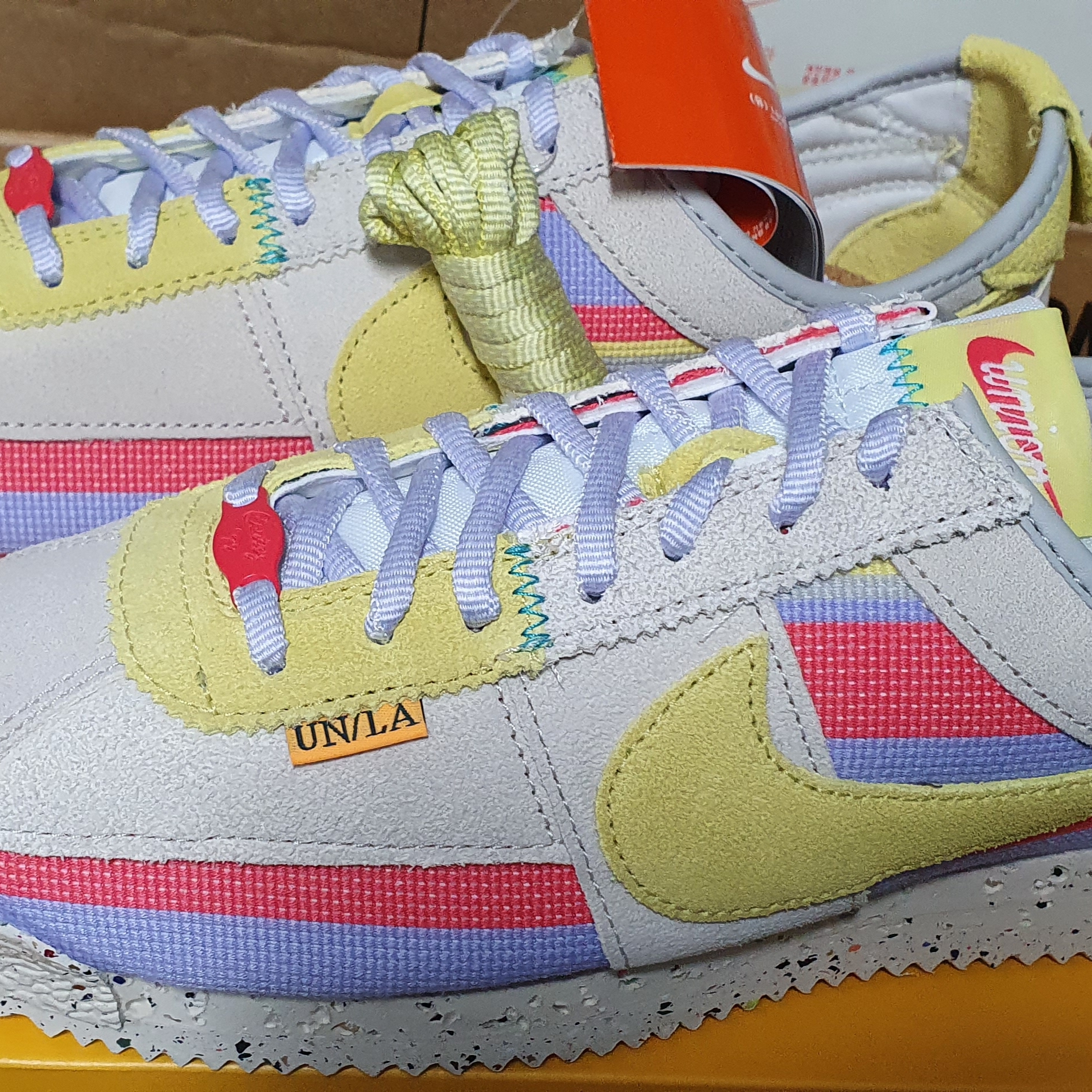 Nike x Union Cortez SP Lemon Frost 착용 스타일 - 2