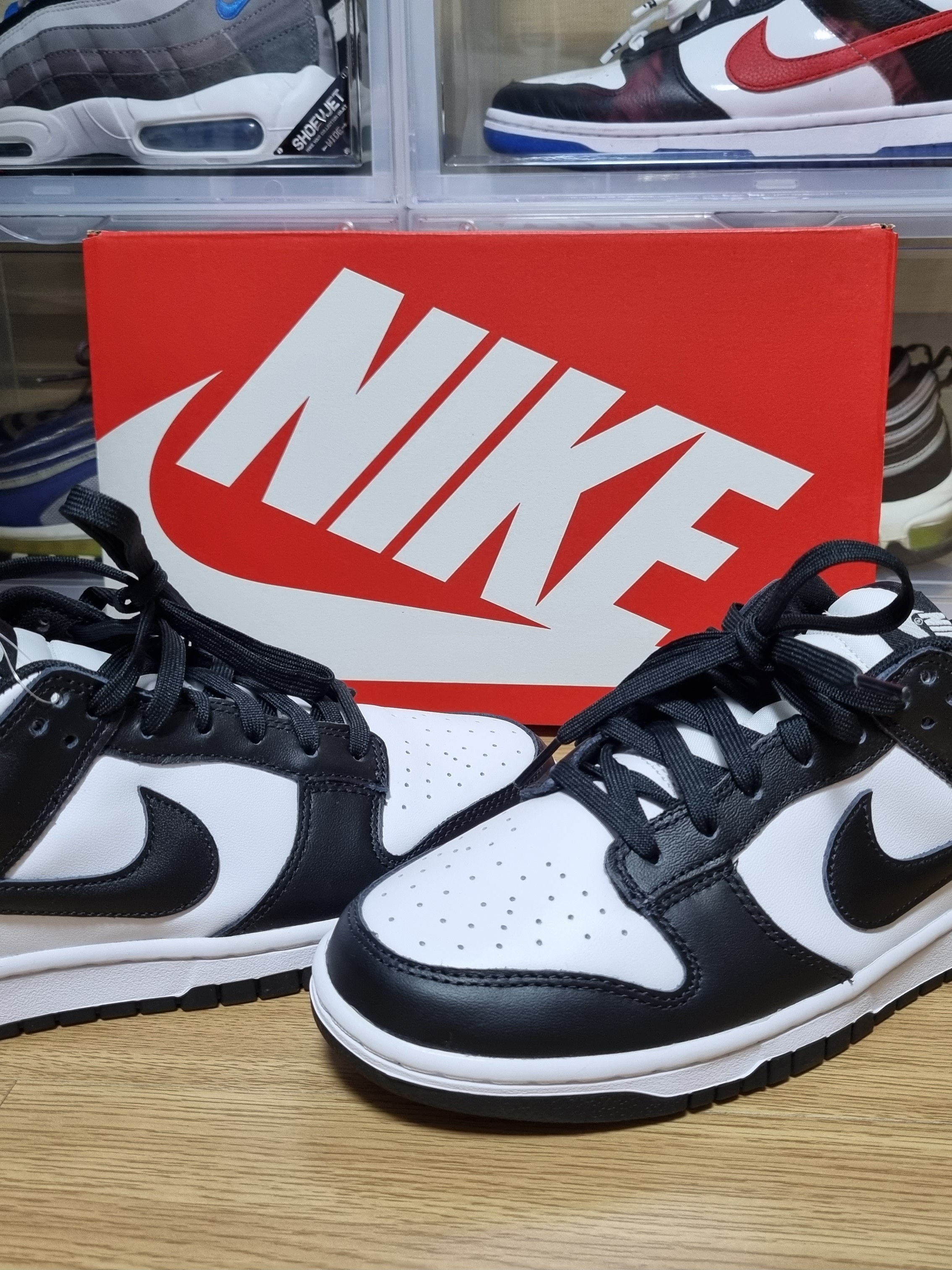 Nike Dunk Low Retro Black 착용 스타일 - 1