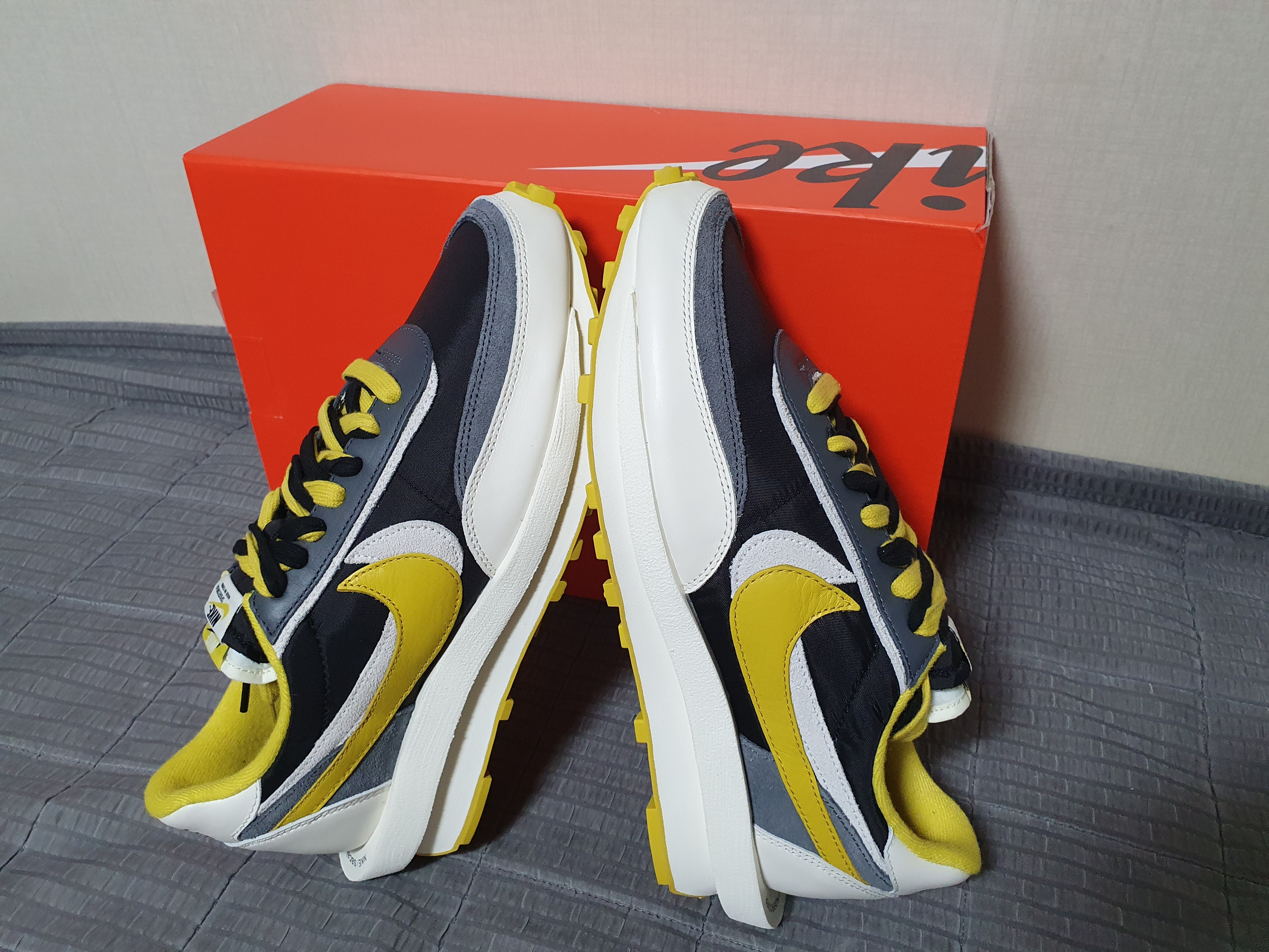 Nike x Sacai x Undercover LDWaffle Black Bright Citron 착용 스타일 - 3