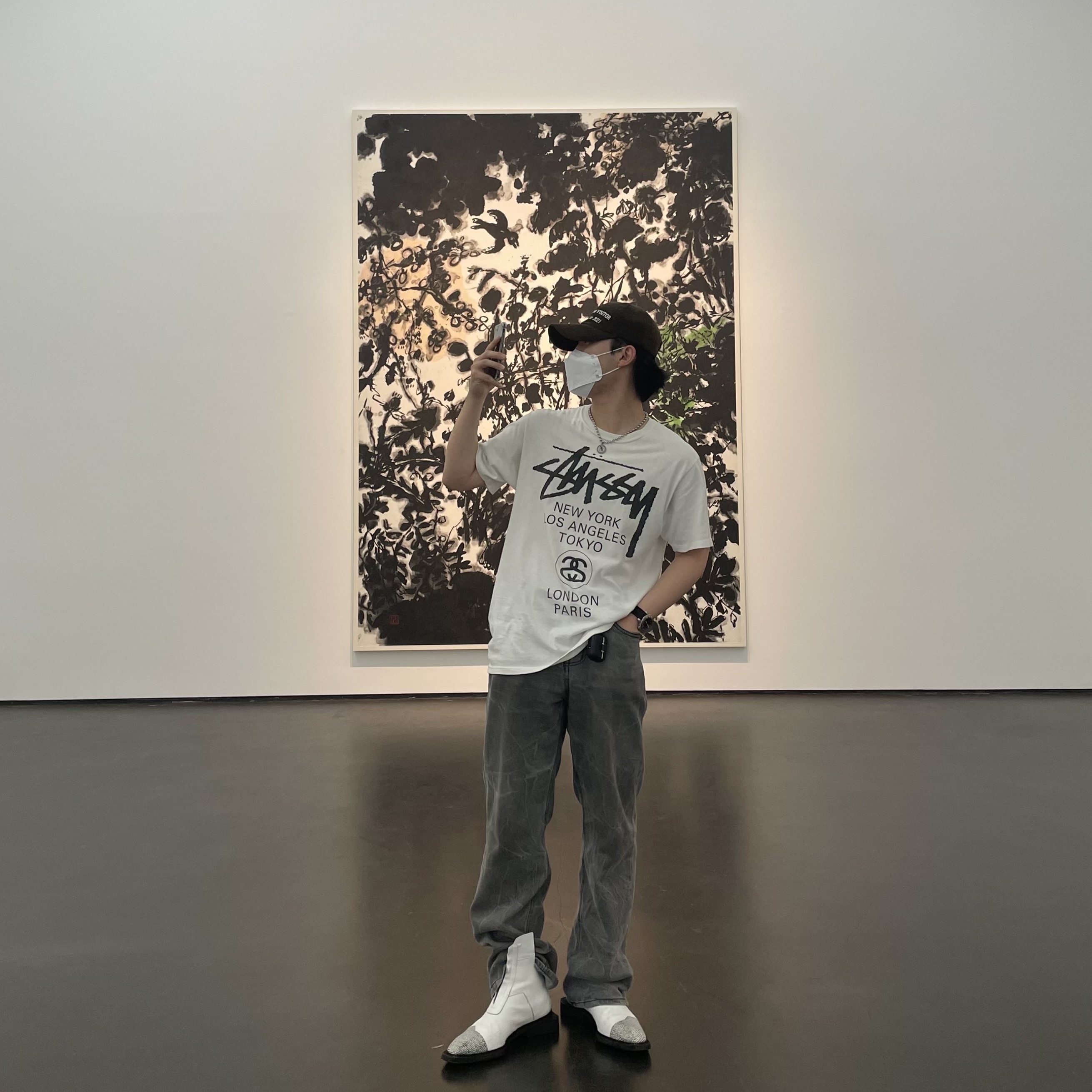 Stussy World Tour T-Shirt White 착용 스타일