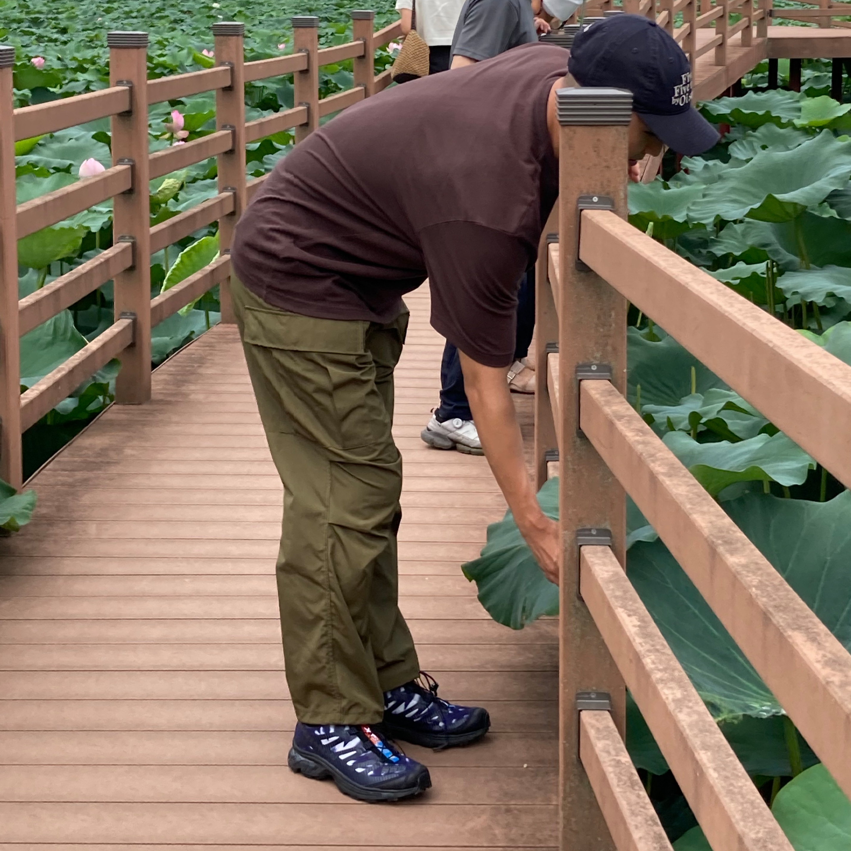 Salomon XT-4 ADV Night Sky 착용 스타일 - 1