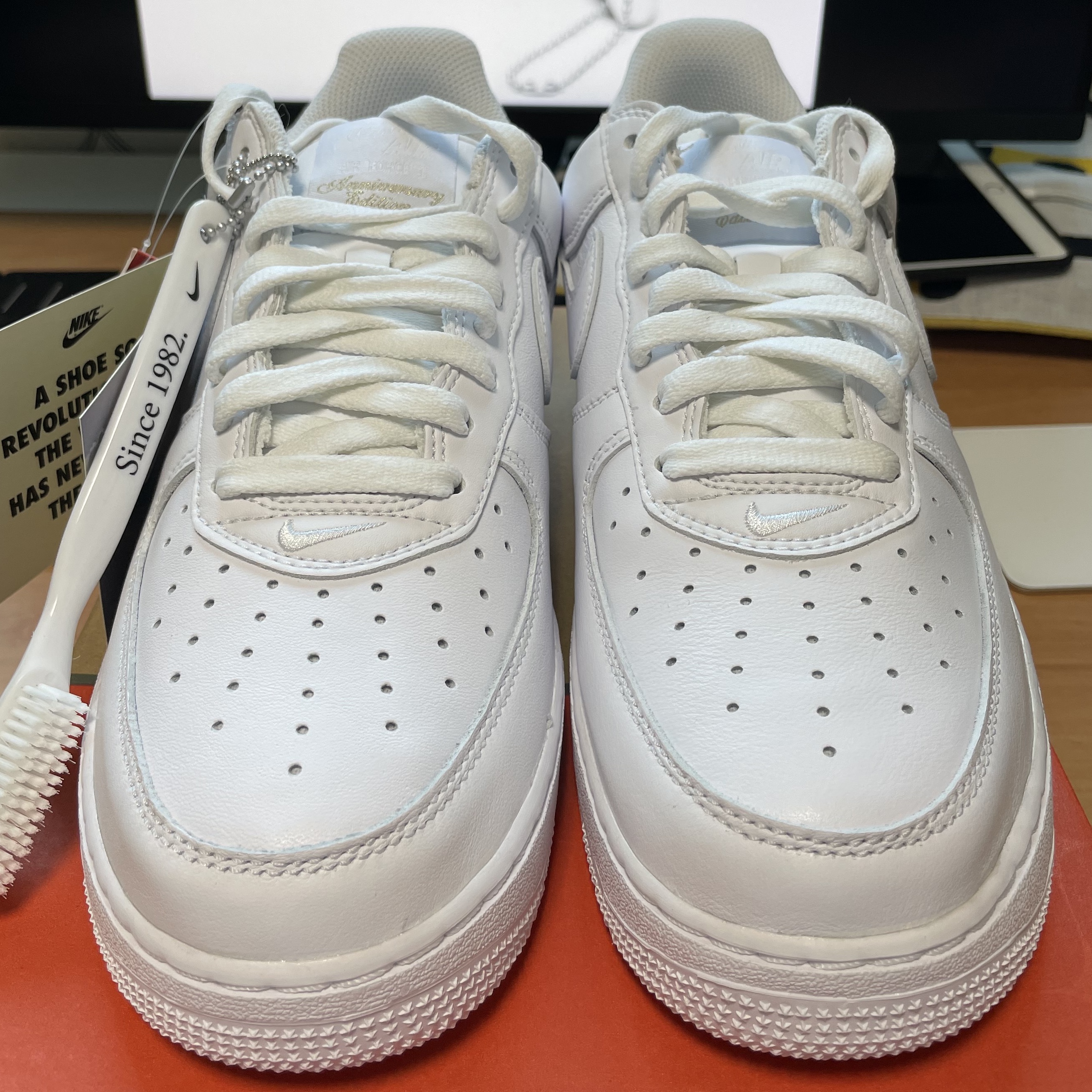 Nike Air Force 1 Low Retro Color of the Month White 착용 스타일 - 4