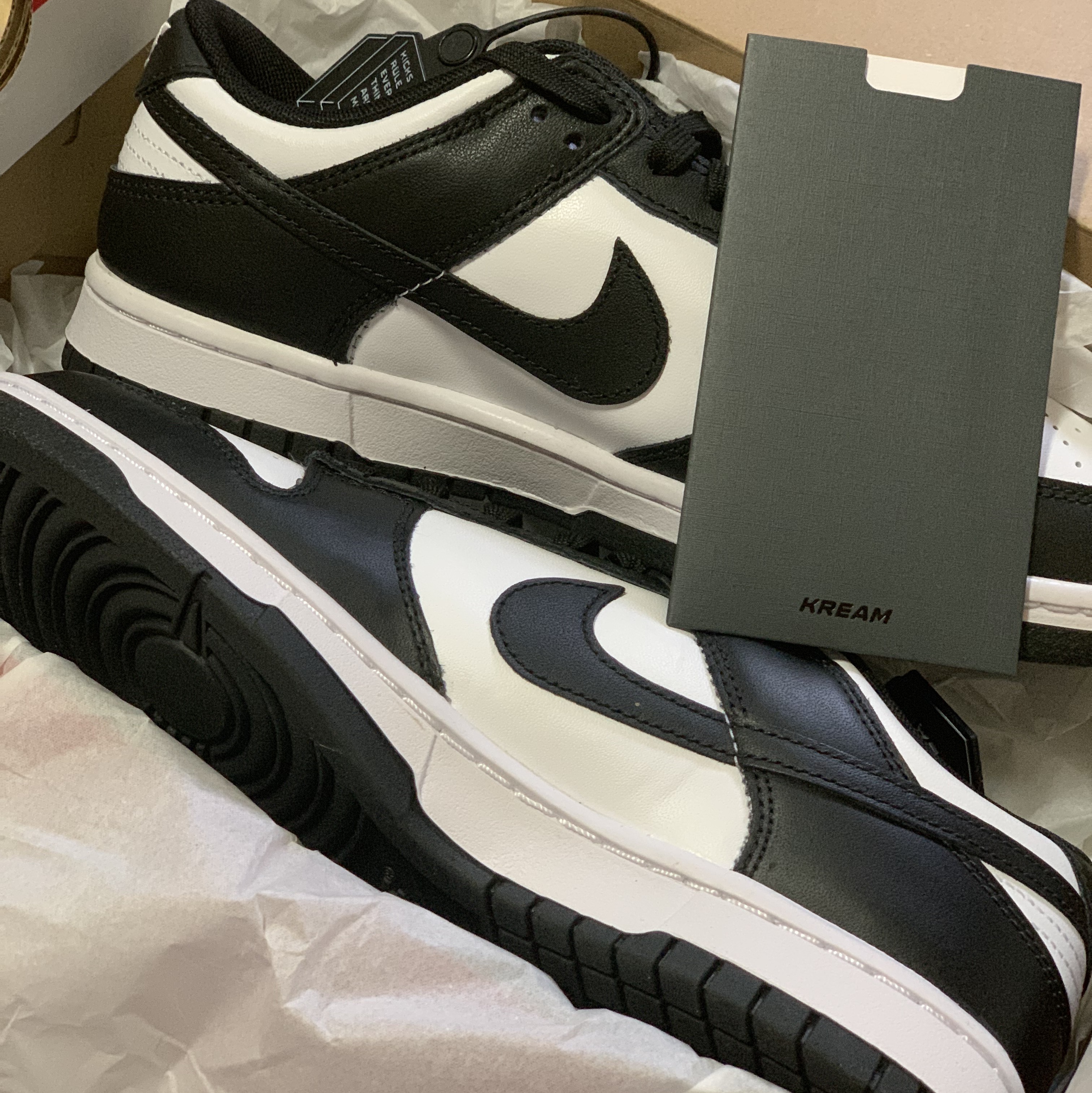 Nike Dunk Low Retro Black 착용 스타일