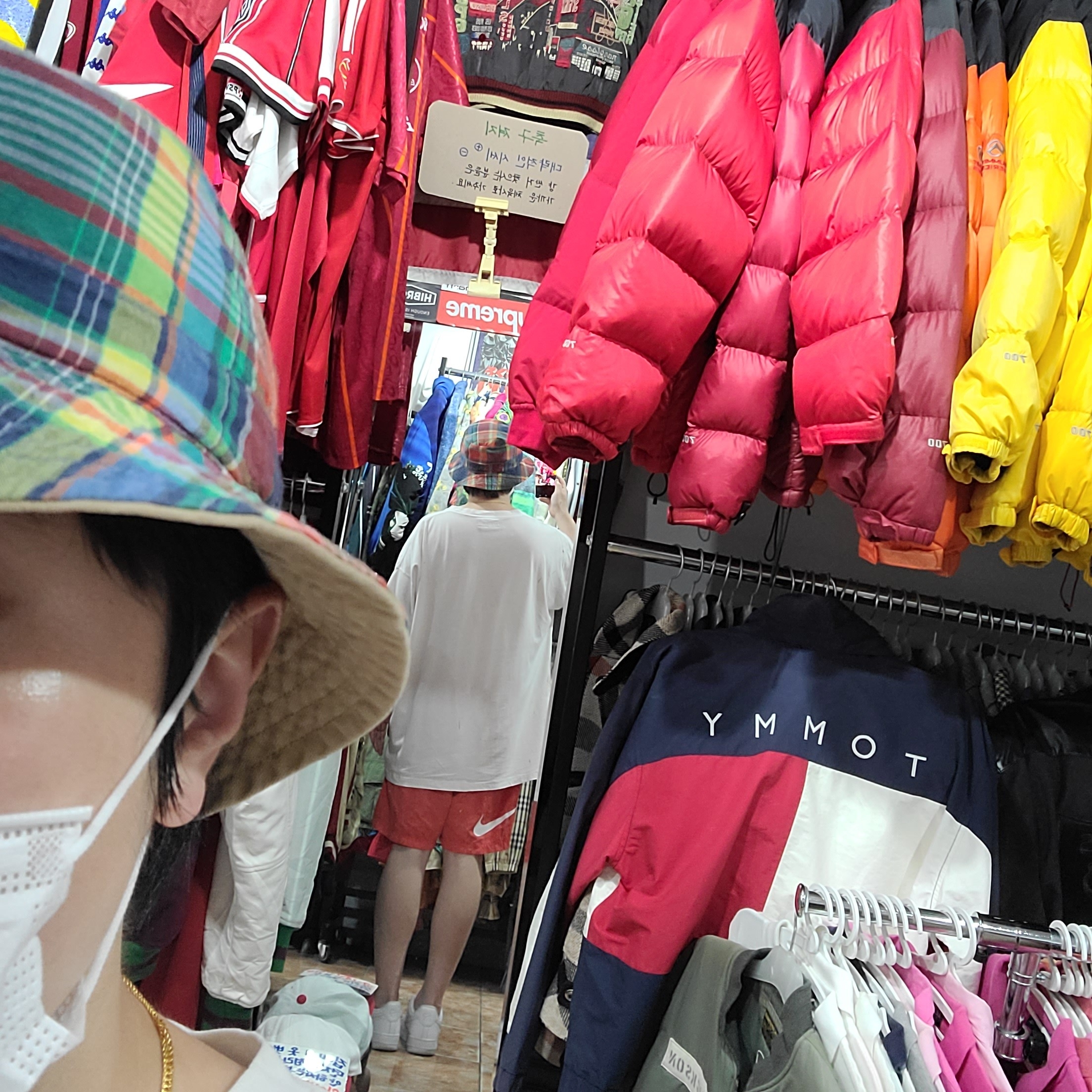Nike x Stussy Water Shorts Habanero Red 착용 스타일