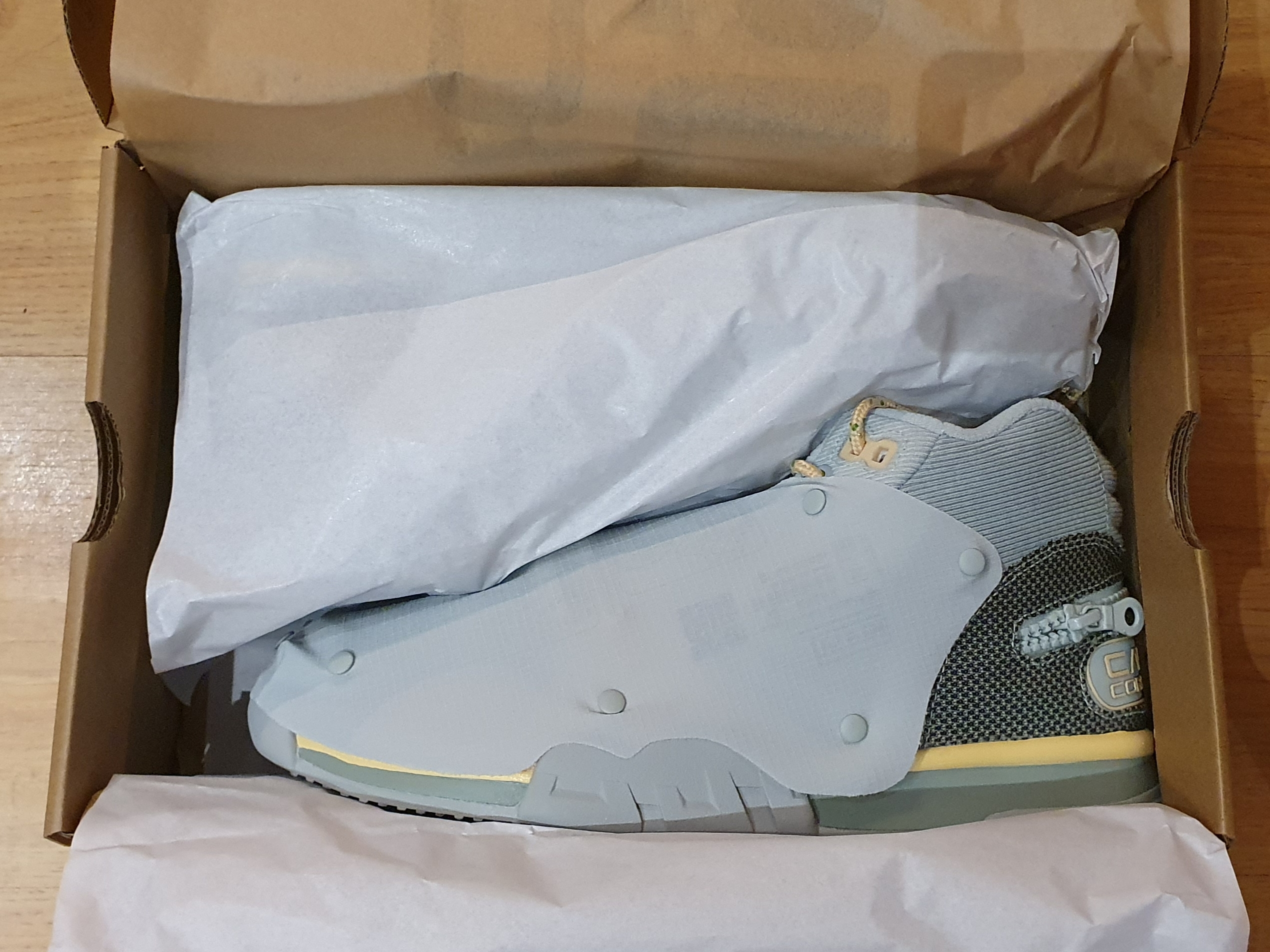 Nike x Travis Scott Nike Air Trainer 1 Grey Haze and Dusty Sage 착용 스타일 - 2