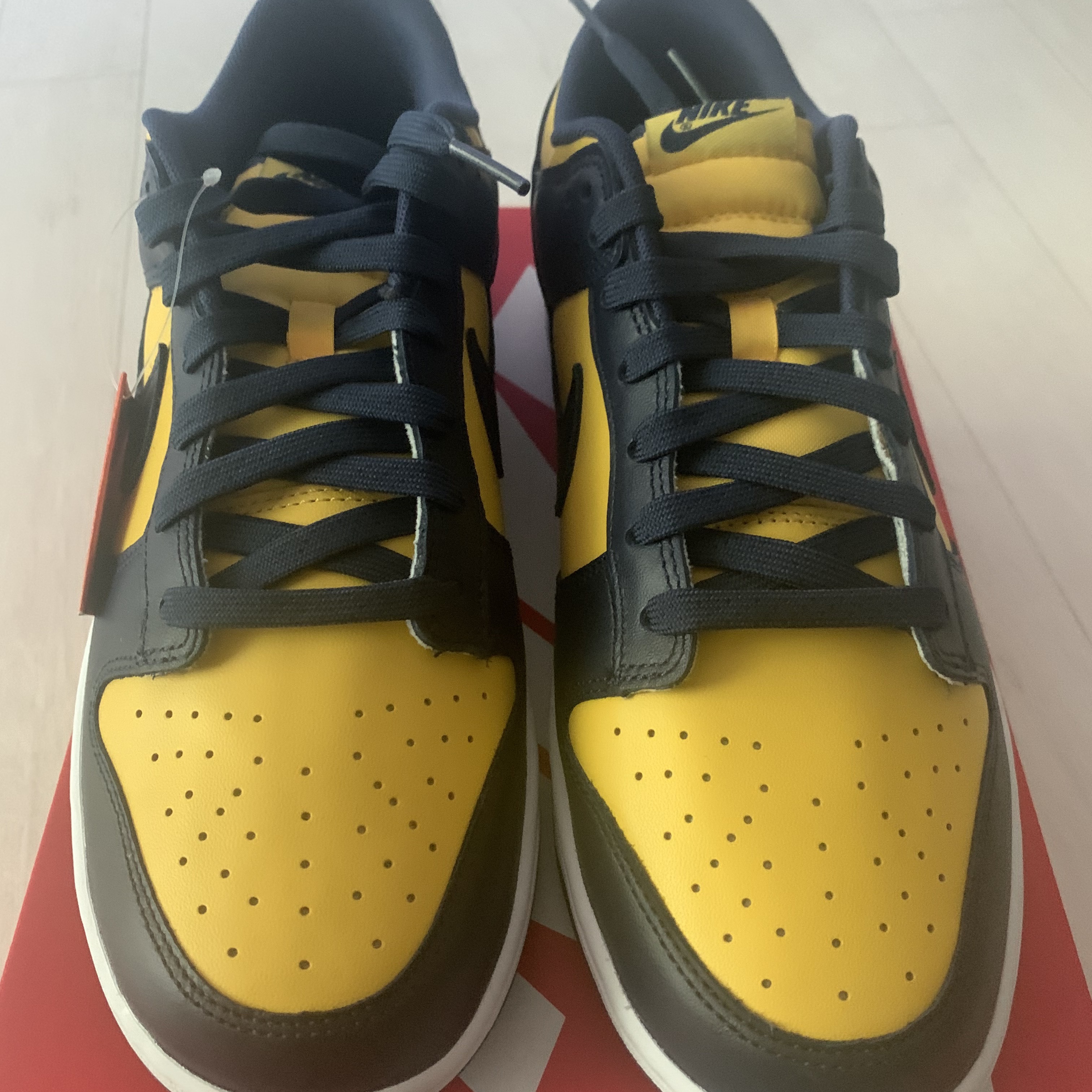 Nike Dunk Low Retro Varsity Maize 착용 스타일 - 1