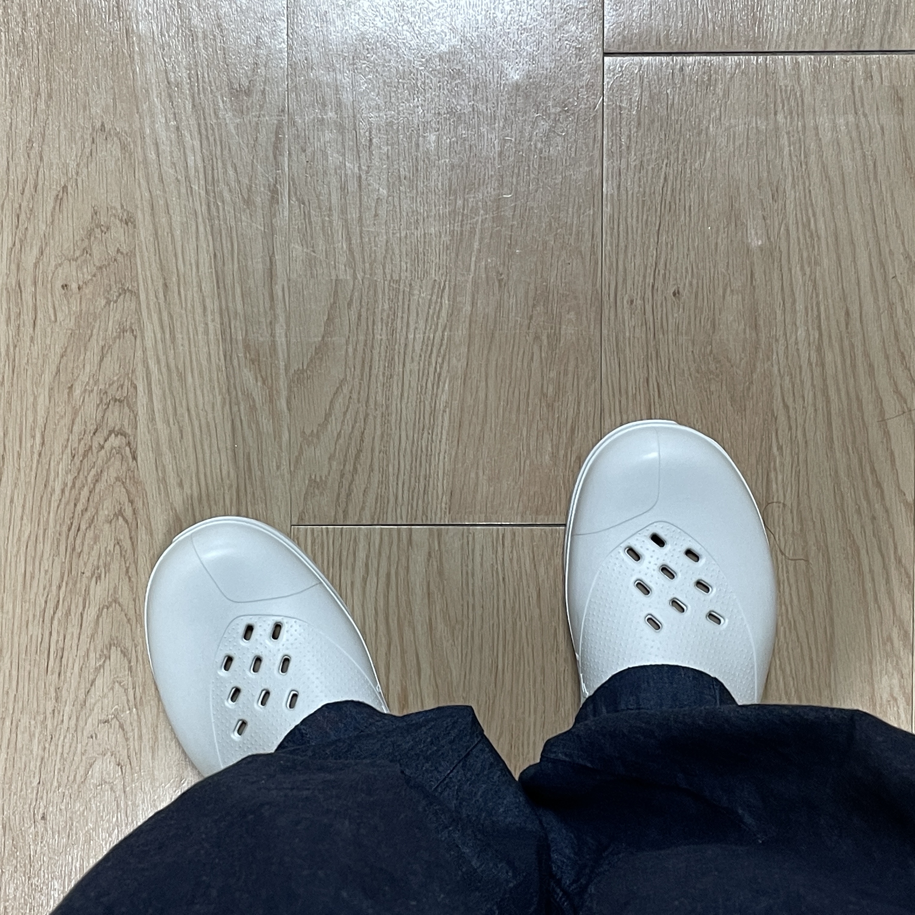 Jordan System .23 Sail and Cement Grey 착용 스타일 - 4