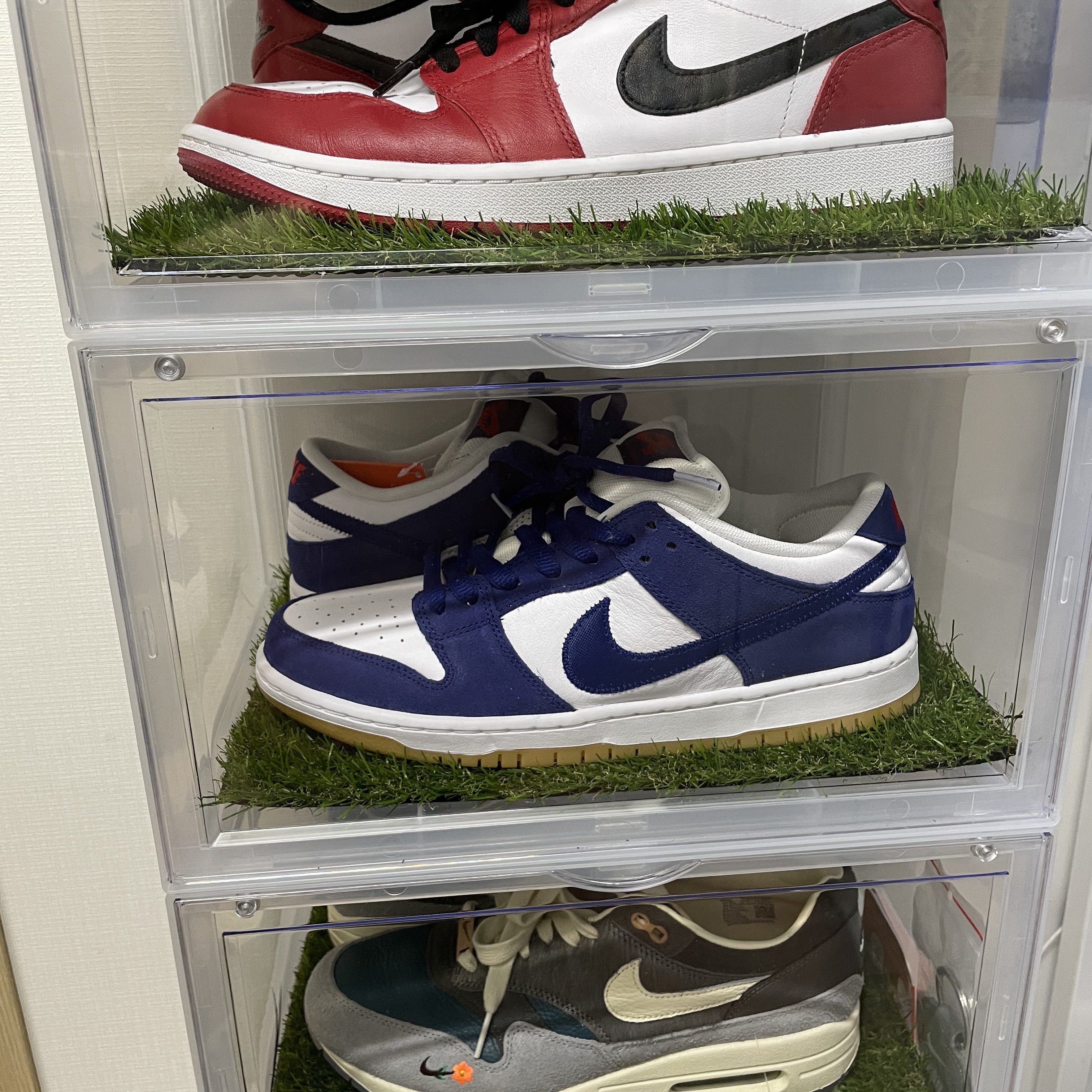 Jordan 1 Low Golf Chicago, Nike SB Dunk Low Pro Premium Deep Royal Blue 착용 스타일