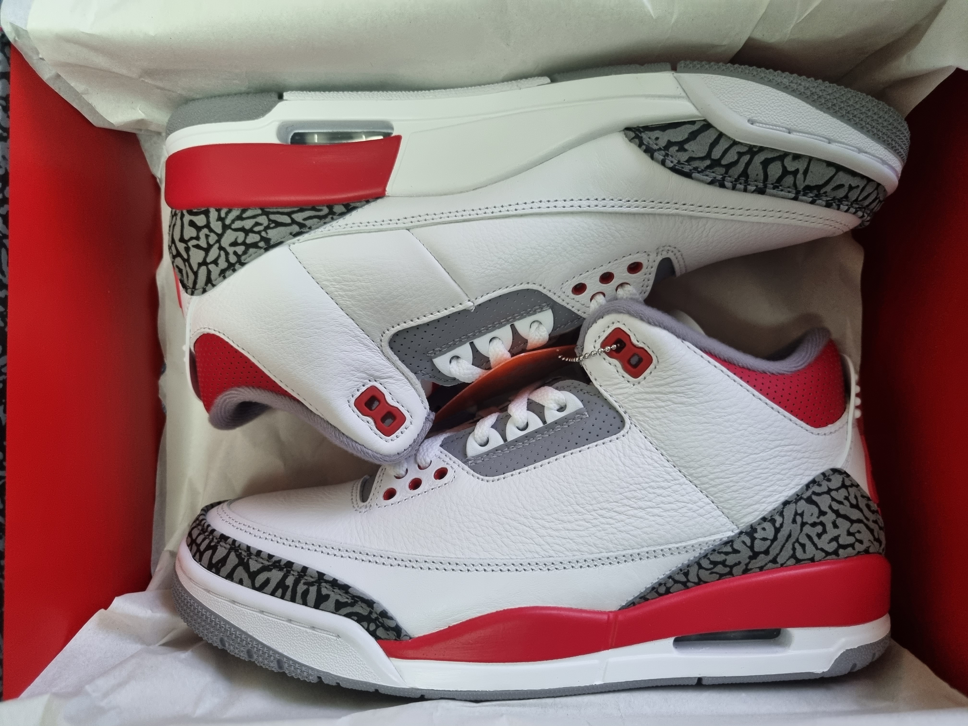 Jordan 3 Retro Fire Red 2022 착용 스타일 - 2