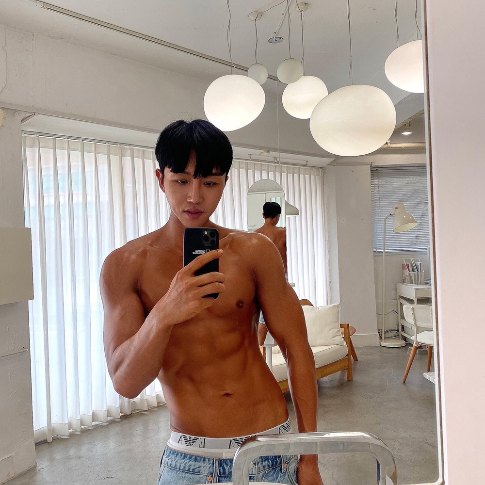 KREAM 프로필 이미지