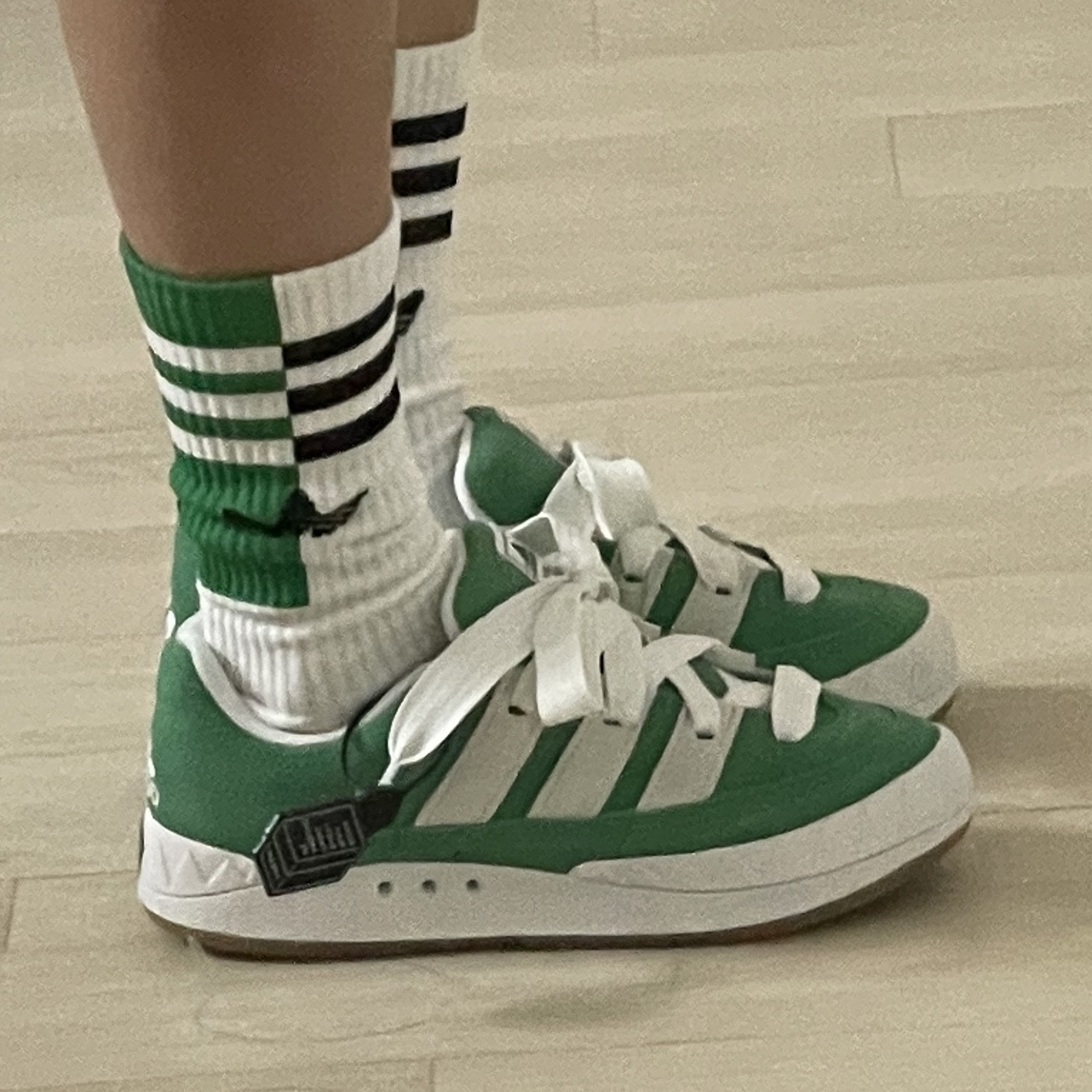 Adidas Adimatic Green 착용 스타일 - 2