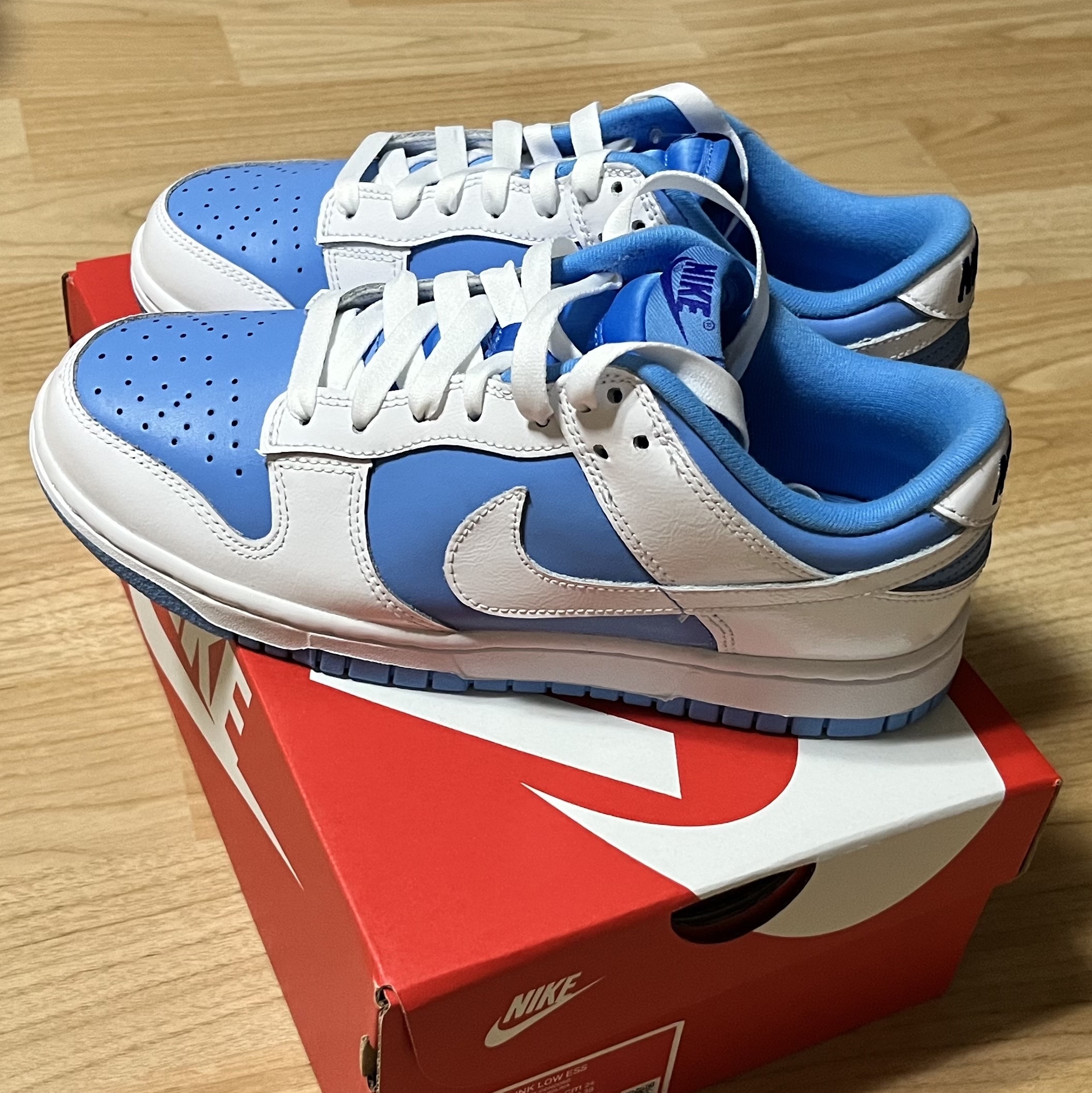 (W) Nike Dunk Low Essential University Blue 착용 스타일