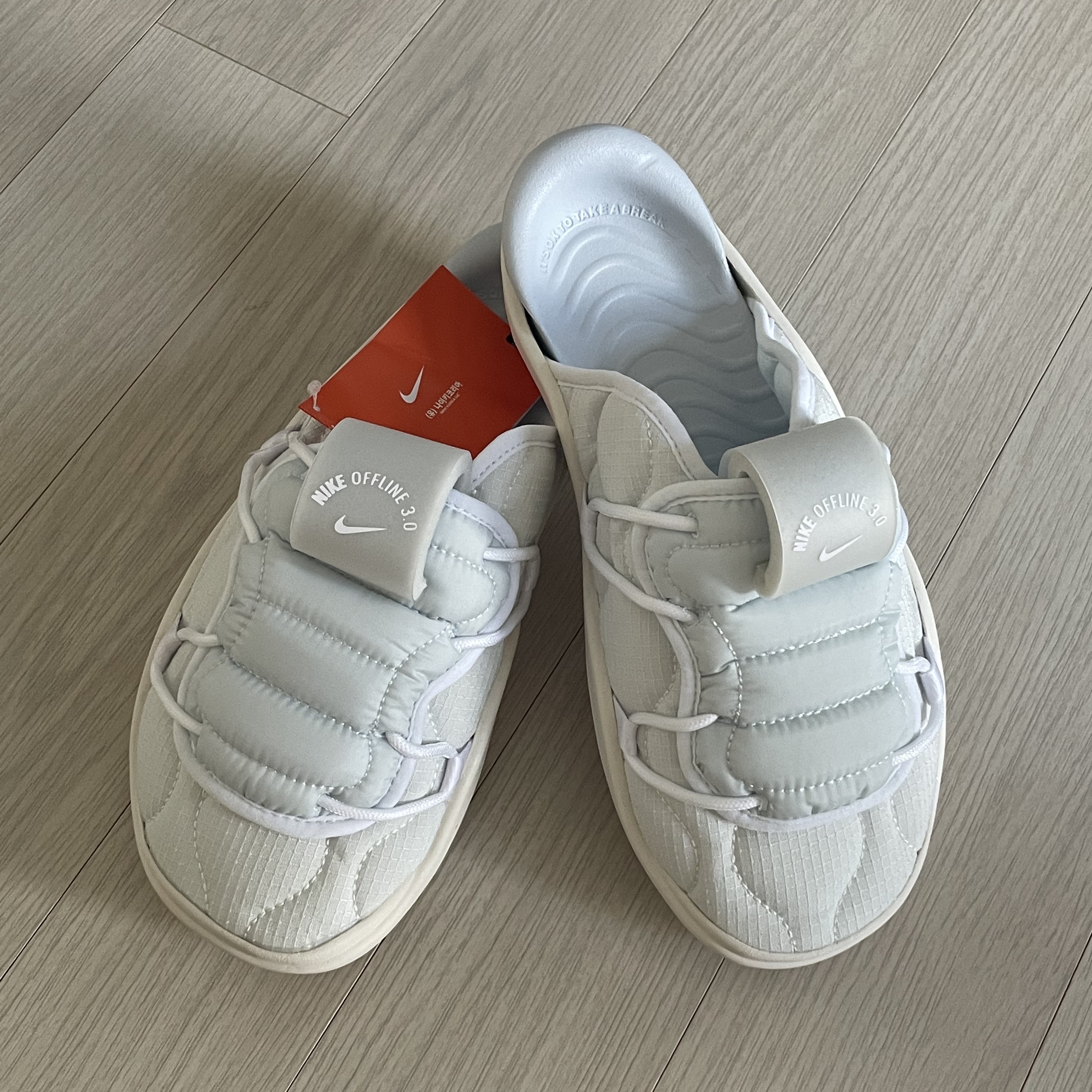 Nike Offline 3.0 Phantom White 착용 스타일