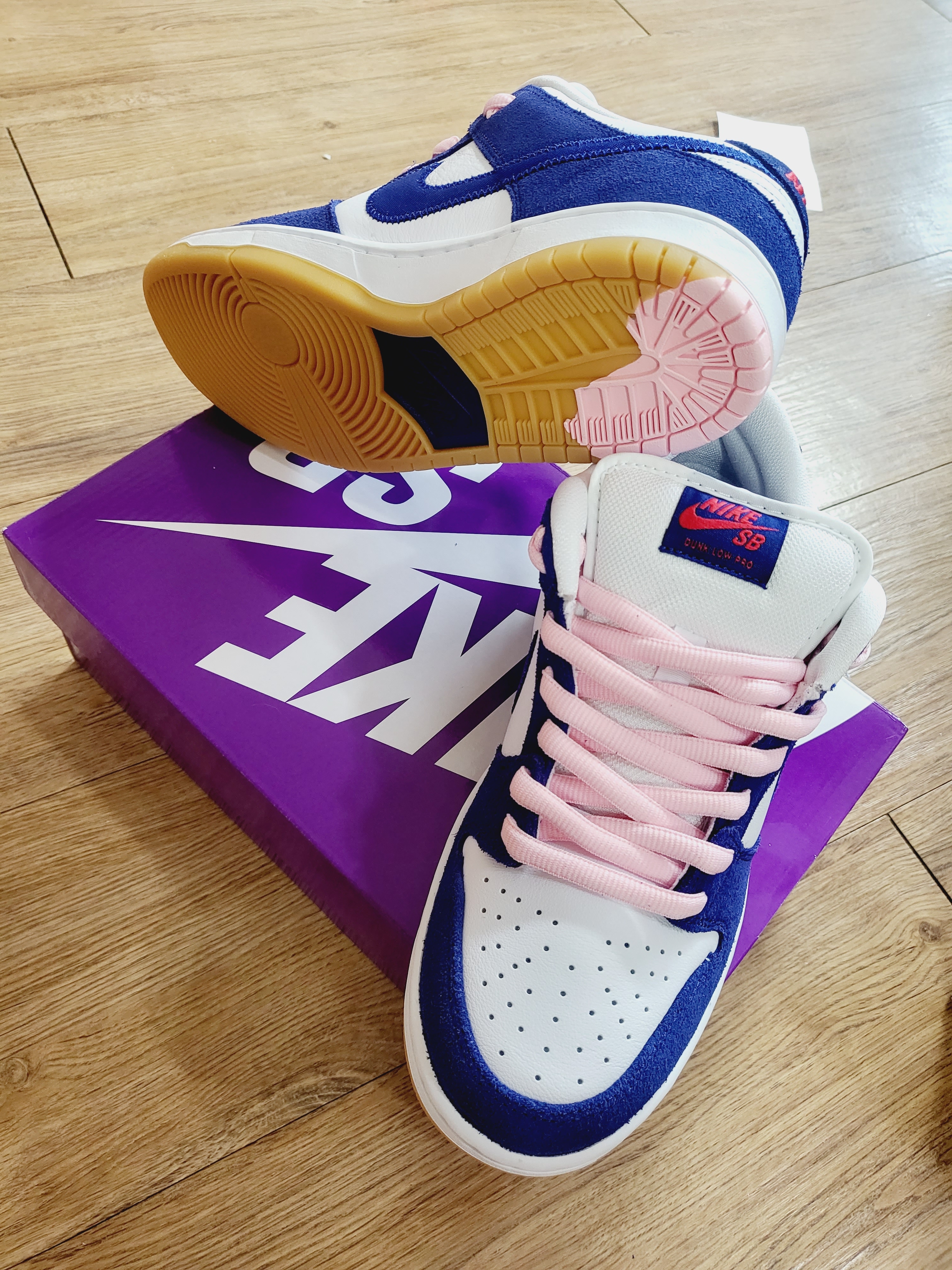 Nike SB Dunk Low Pro Premium Deep Royal Blue 착용 스타일 - 1
