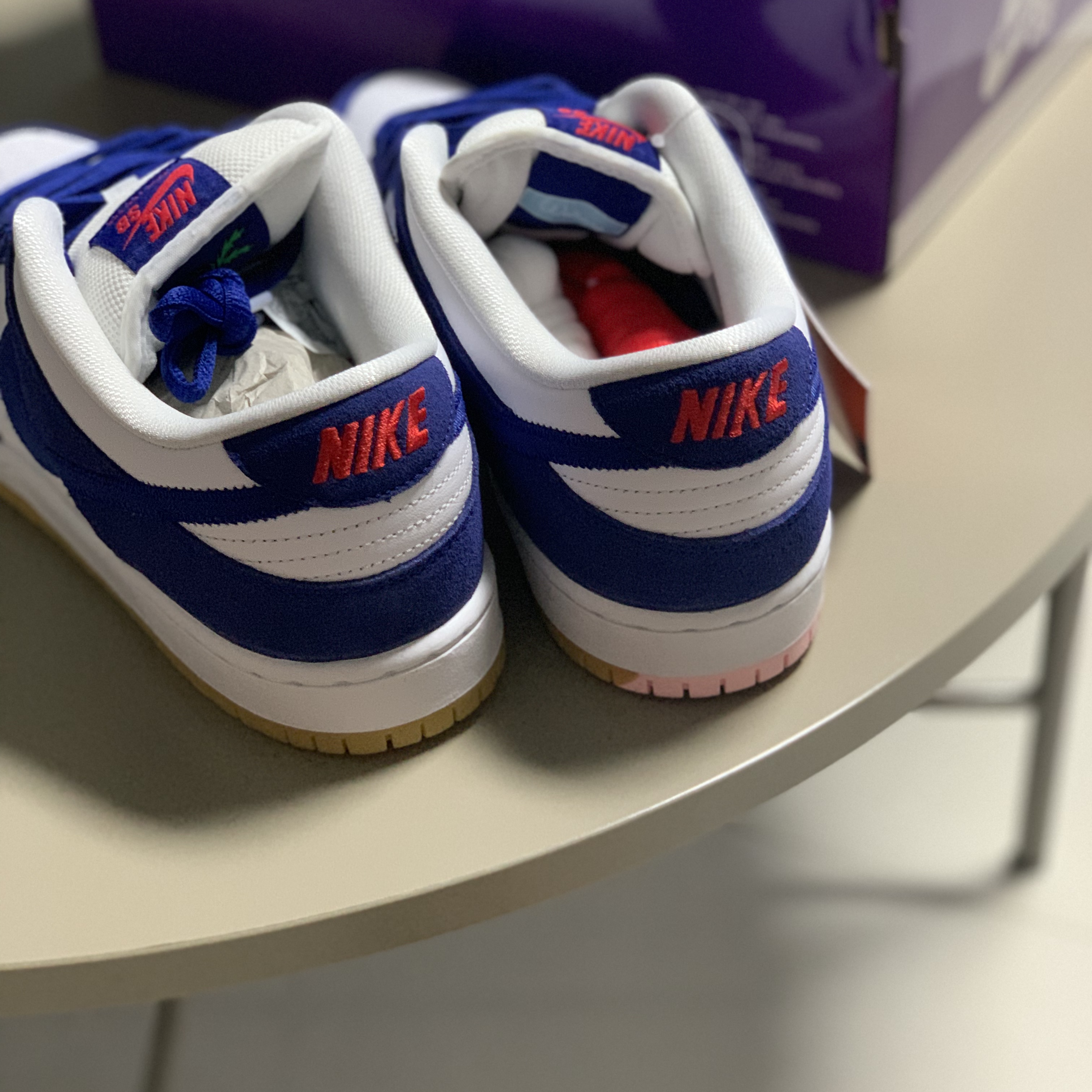 Nike SB Dunk Low Pro Premium Deep Royal Blue 착용 스타일 - 4