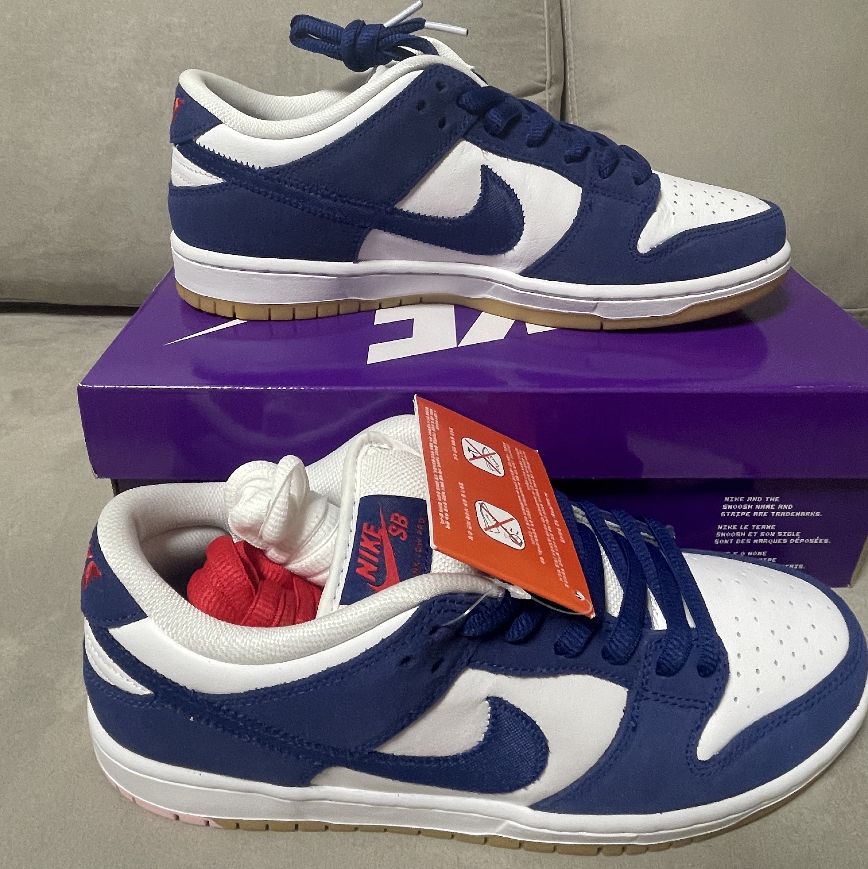 Nike SB Dunk Low Pro Premium Deep Royal Blue 착용 스타일 - 1