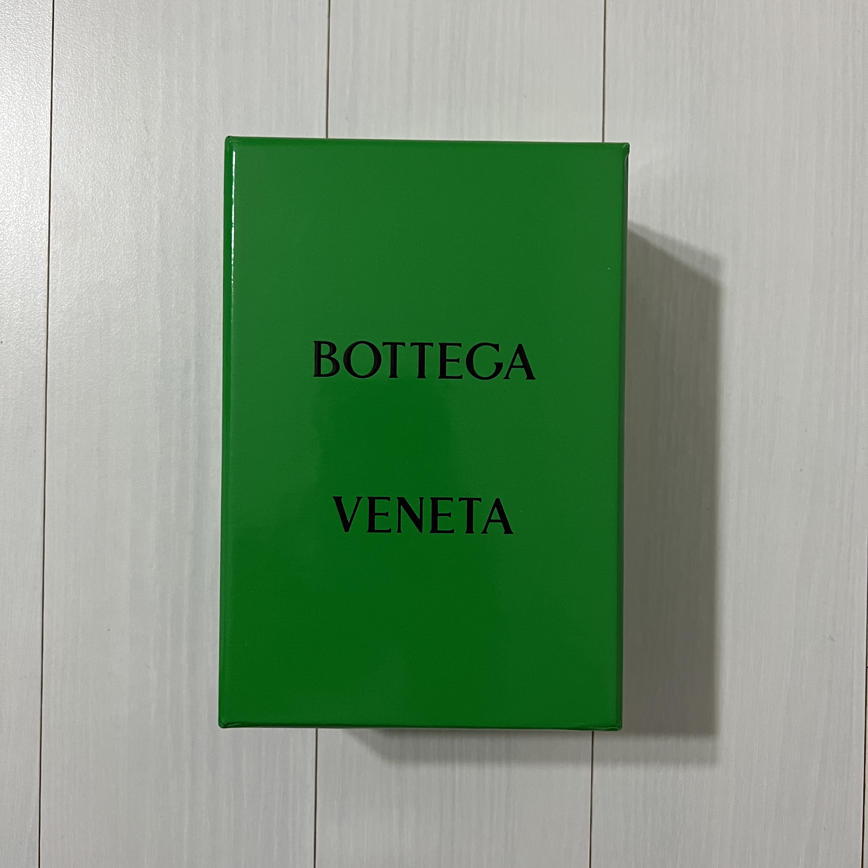 Bottega Veneta Credit Card Case Calfskin Parakeet 착용 스타일 - 2