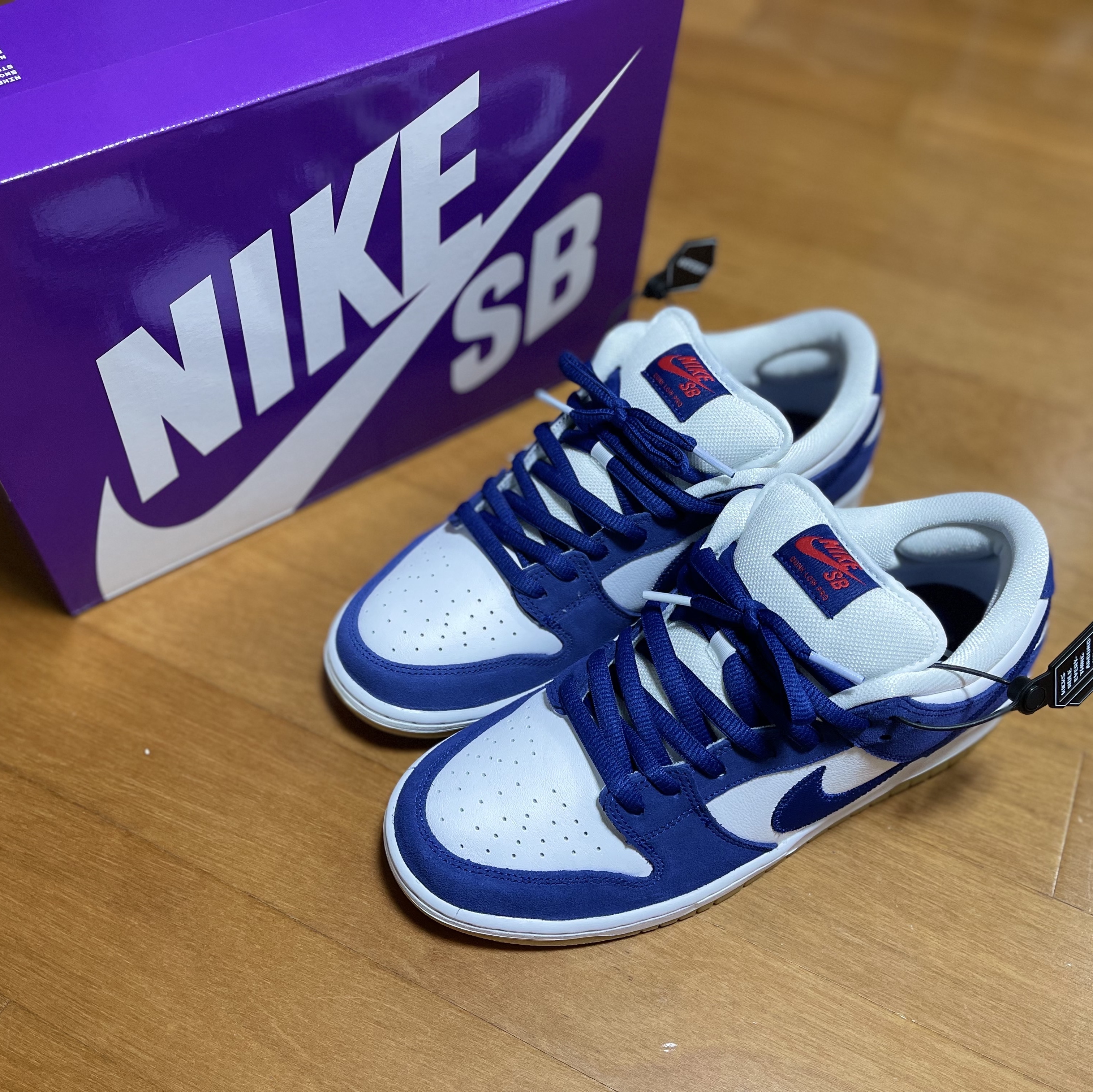 Nike SB Dunk Low Pro Premium Deep Royal Blue 착용 스타일