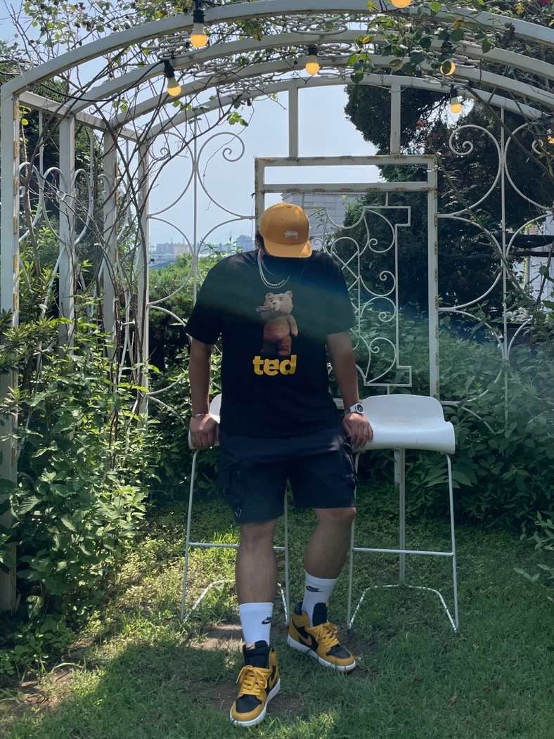 Jordan 1 Retro High OG Pollen, Nike ACG Cargo Shorts Black - Asia 착용 스타일 - 2
