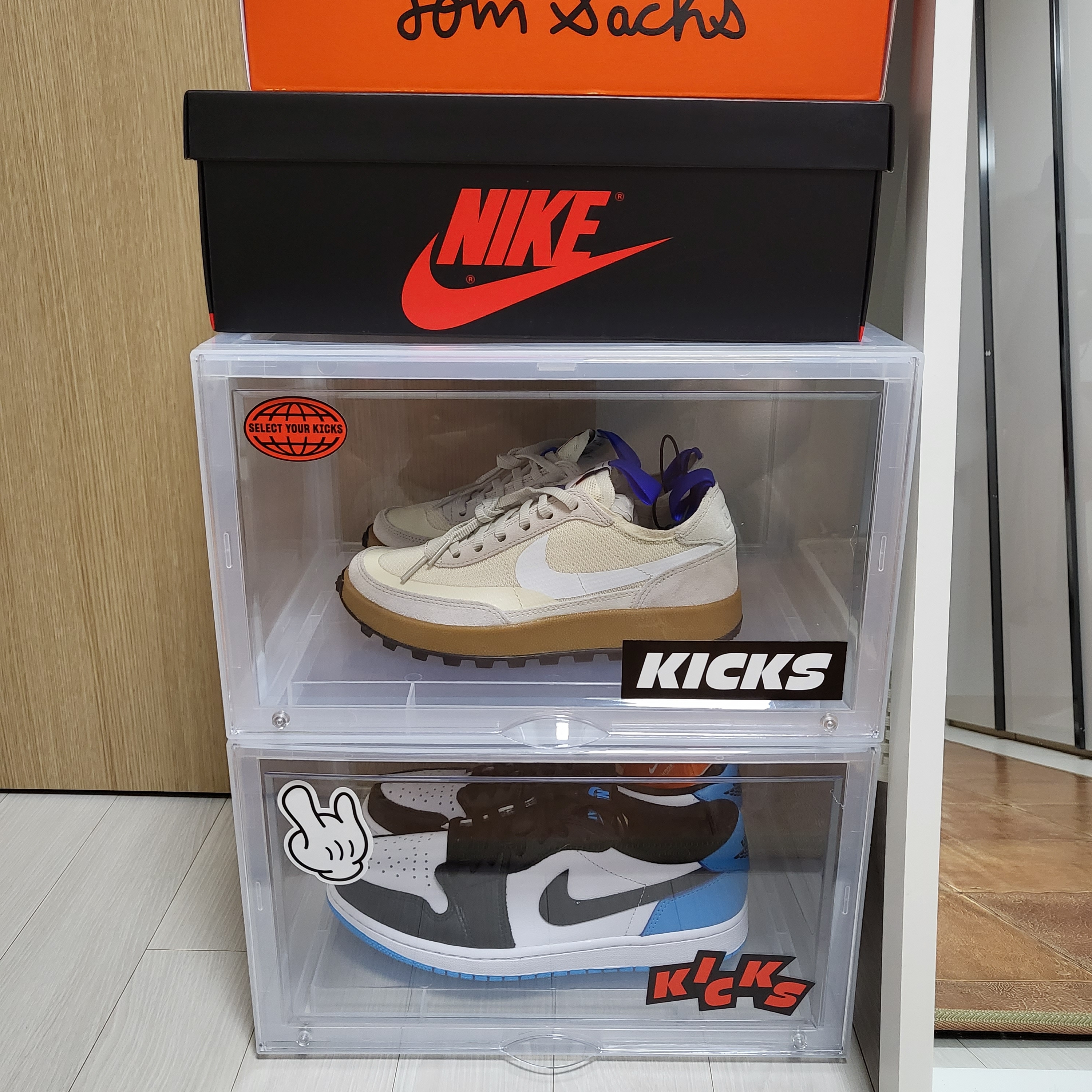 Nike x Tom Sachs General Purpose Shoe Light Cream, Jordan 1 Retro Low OG Black and Dark Powder Blue 착용 스타일