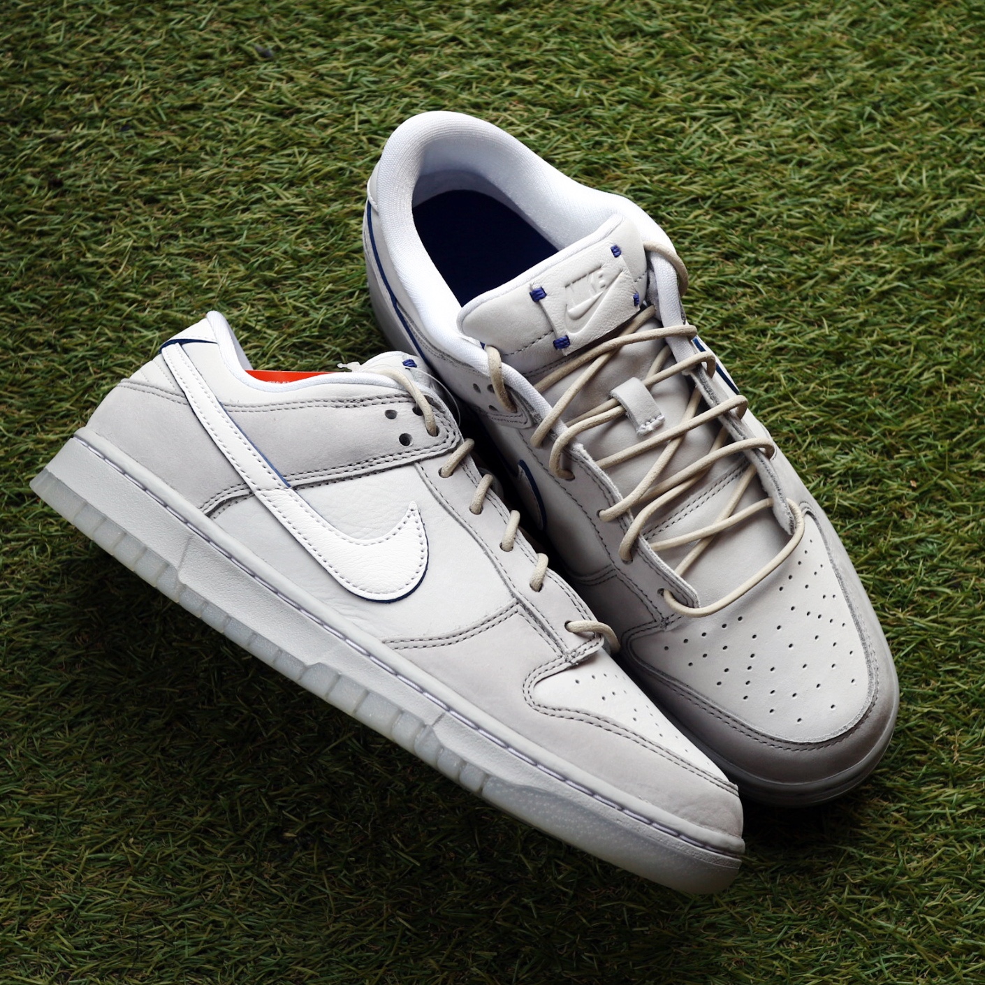 Nike Dunk Low Wolf Grey and Pure Platinum, Nike x Staple Dunk SB Low NYC Pigeon 착용 스타일 - 3