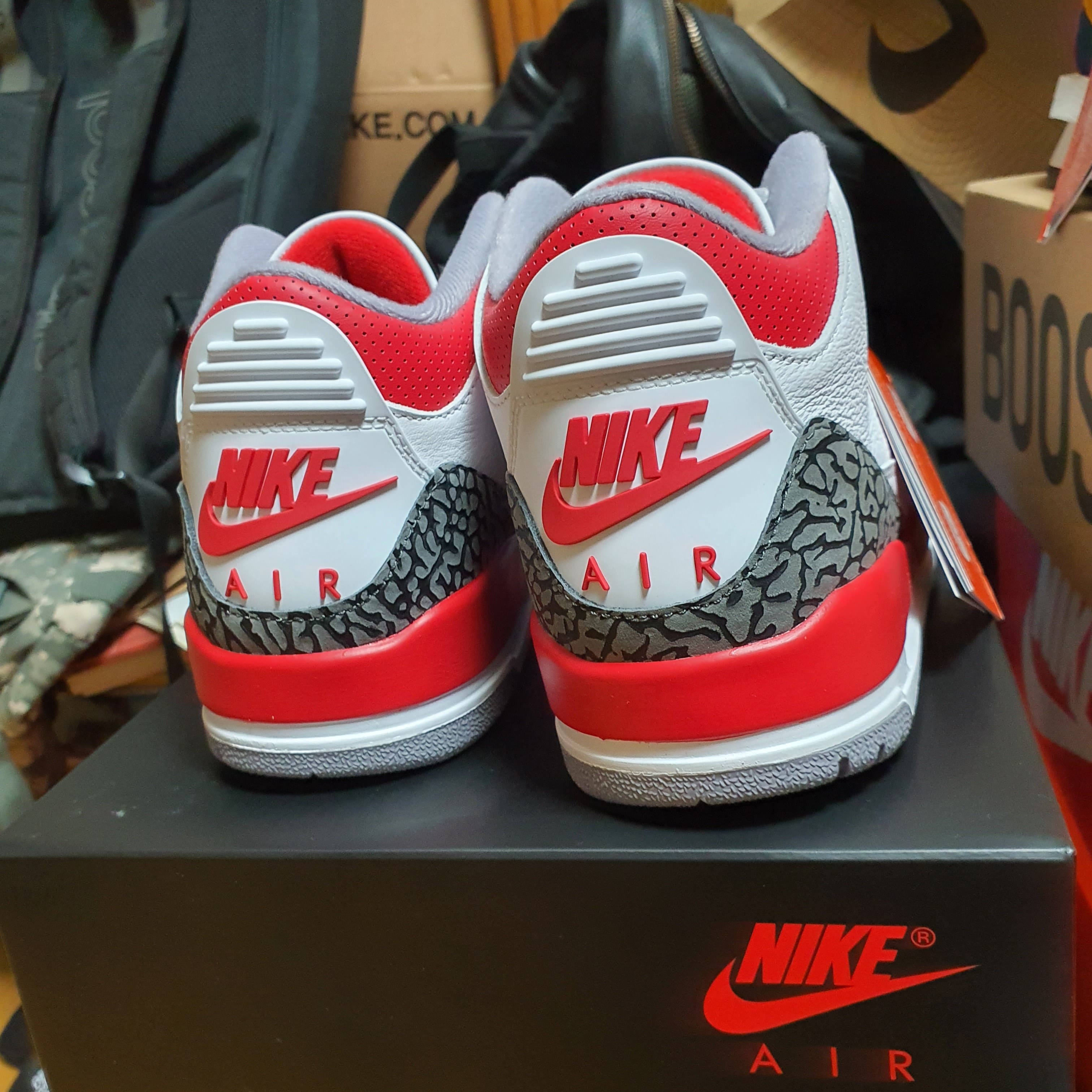 Jordan 3 Retro Fire Red 2022 착용 스타일 - 5