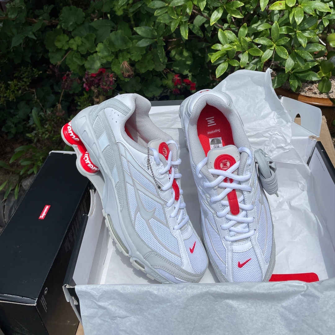 Nike x Supreme Shox Ride 2 SP White 착용 스타일