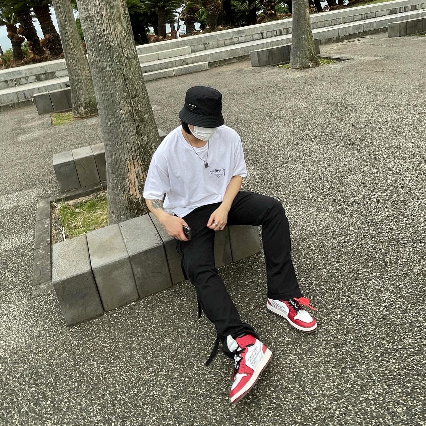 Jordan 1 x Off-White Retro High Chicago The Ten 착용 스타일 - 1