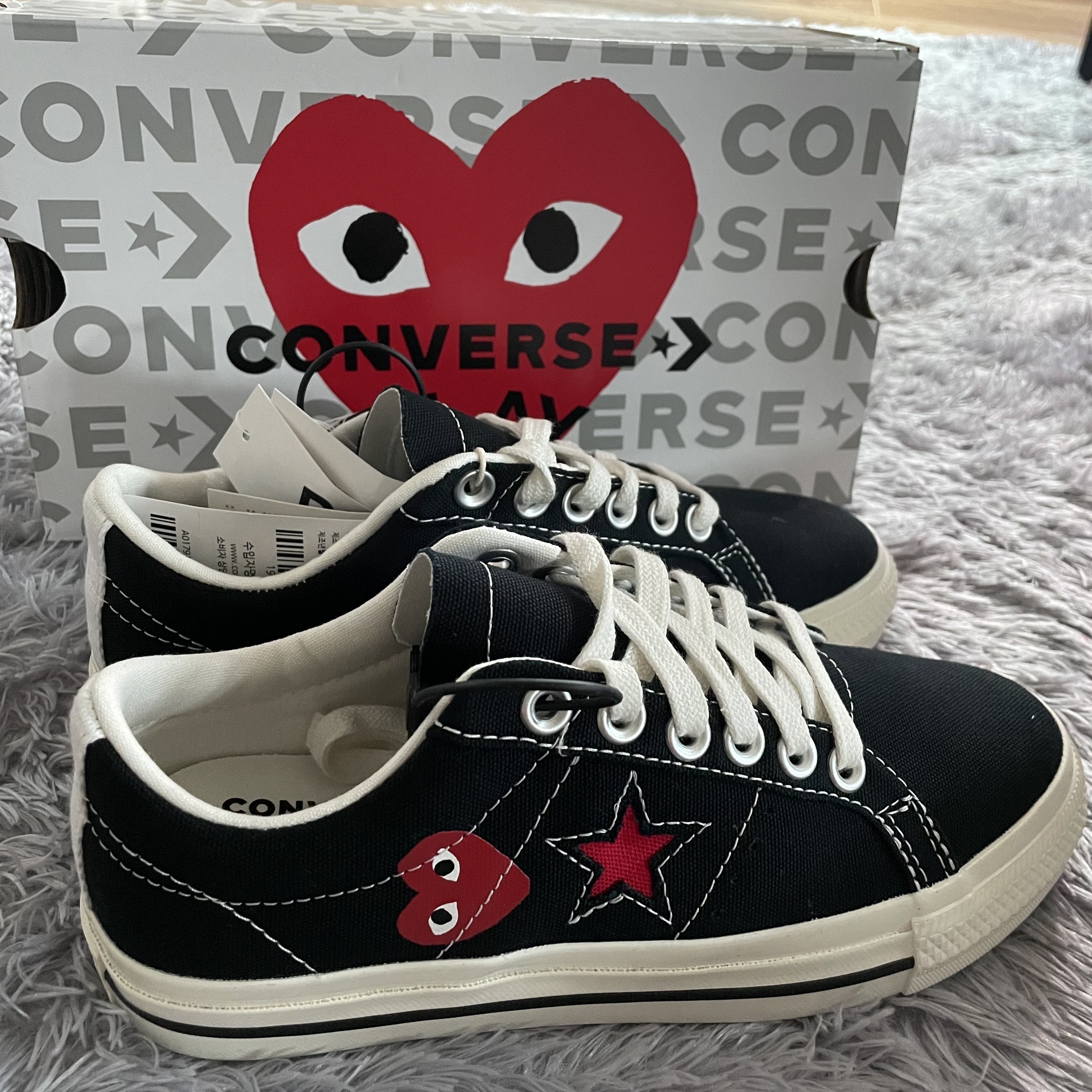 Converse x Play Comme des Garcons One Star Ox Black 착용 스타일