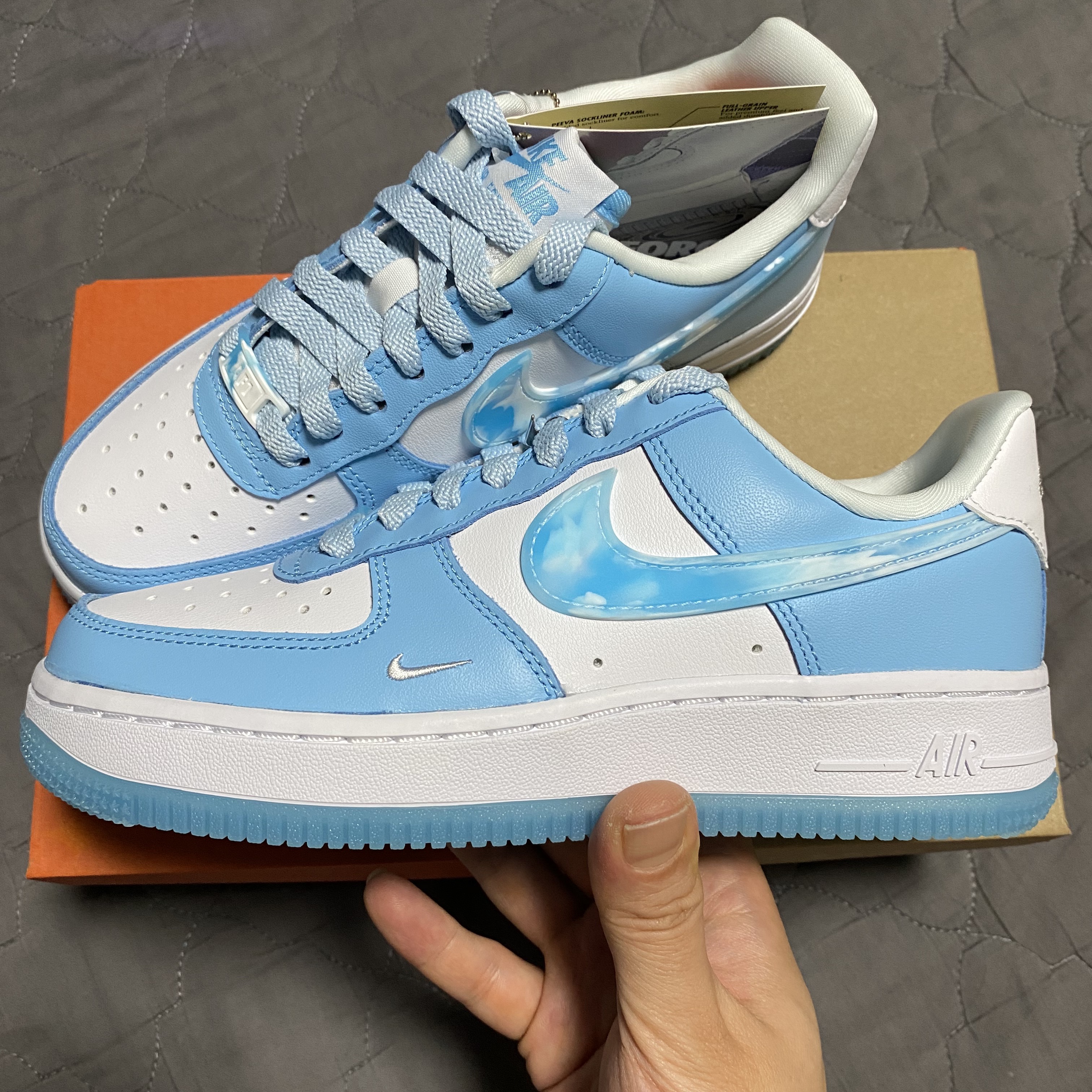 (W) Nike Air Force 1 '07 LX Celestine Blue ์ฐฉ์ฉ ์คํ์ผ