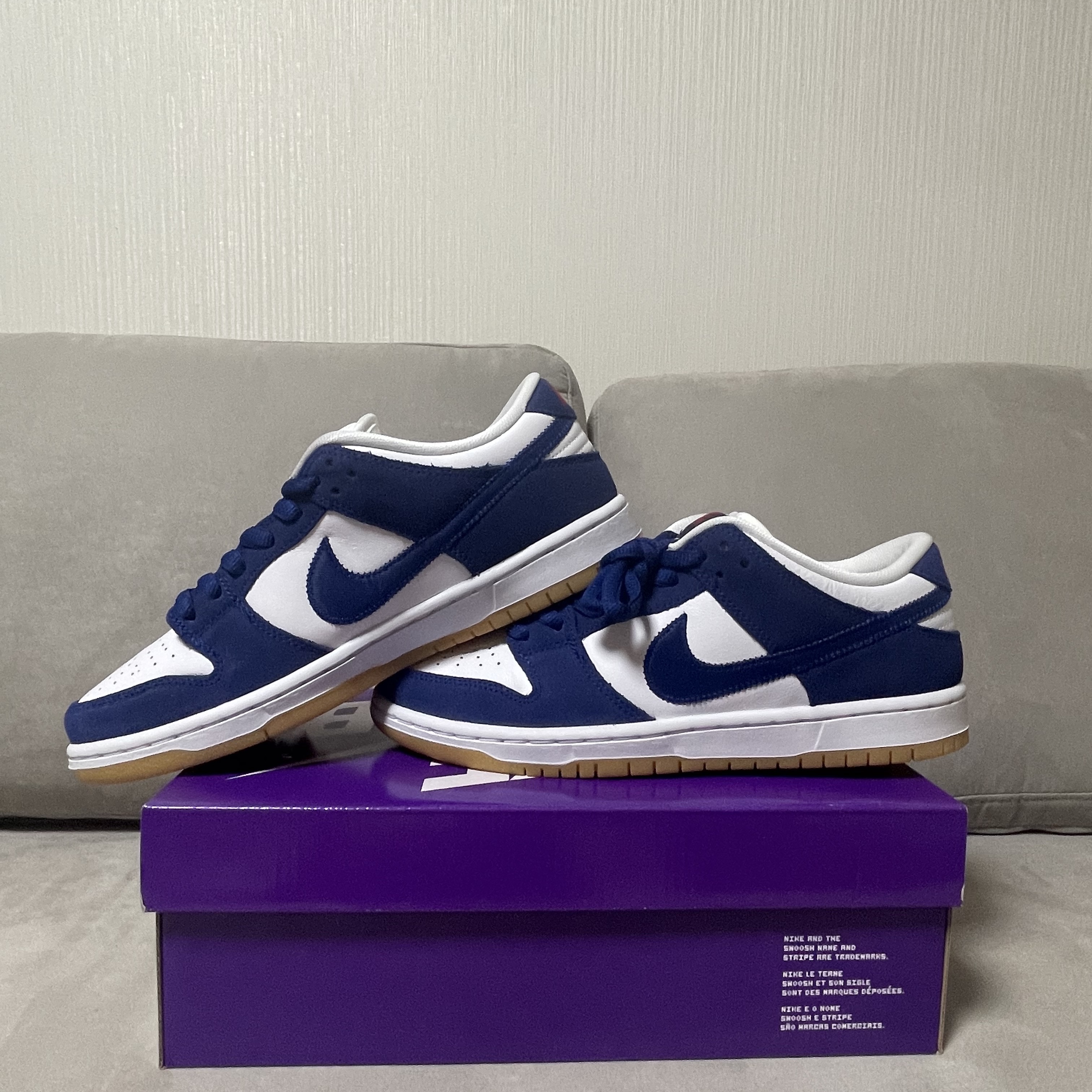 Nike SB Dunk Low Pro Premium Deep Royal Blue 착용 스타일 - 2
