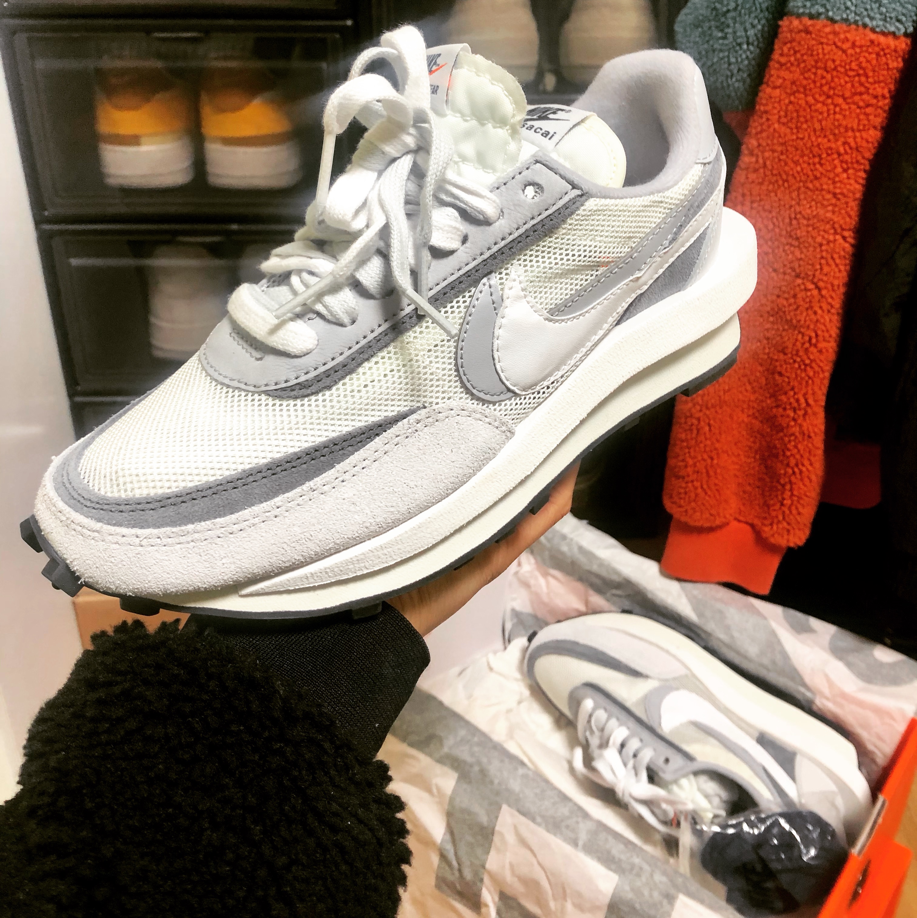 Nike x Sacai LDWaffle Summit White 착용 스타일