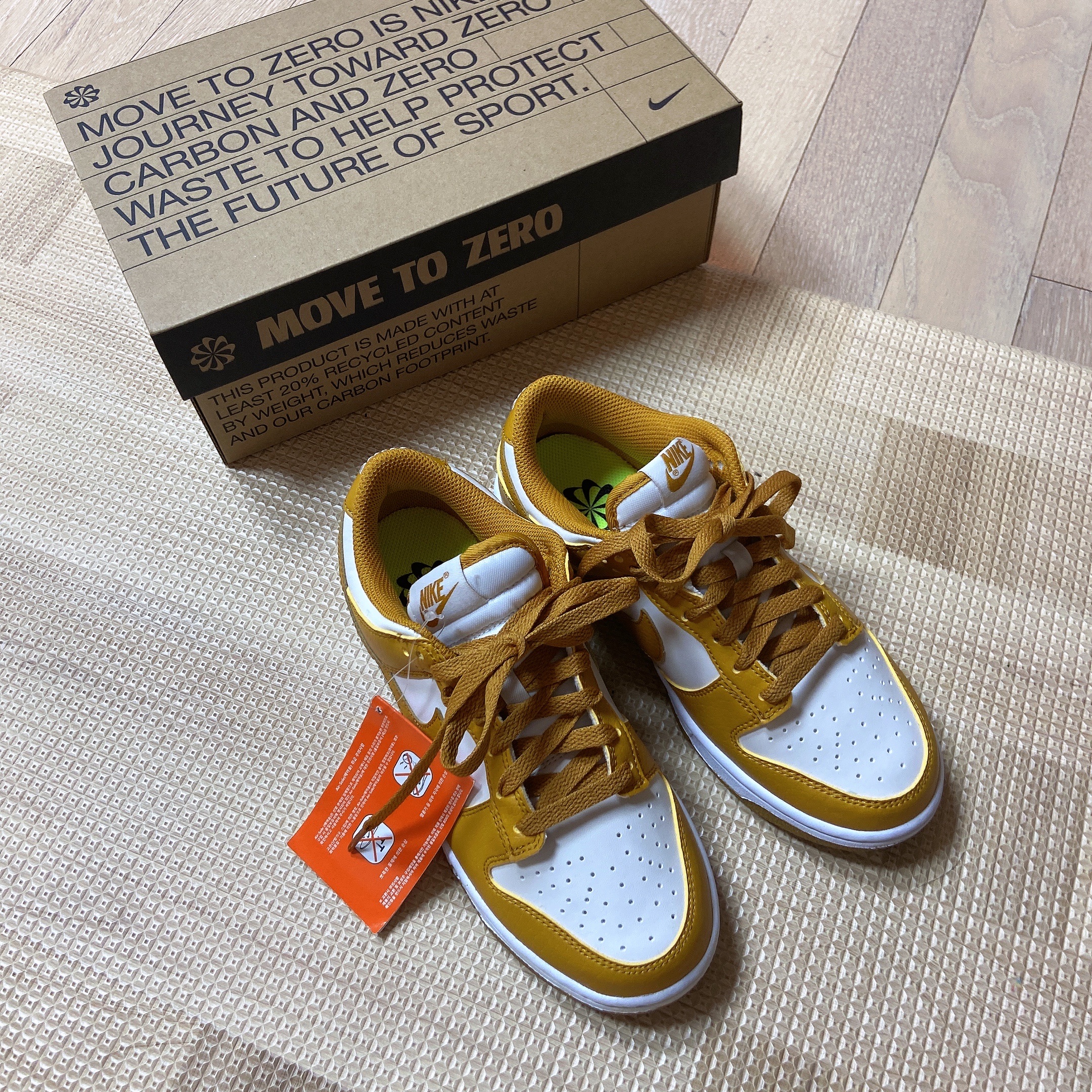(W) Nike Dunk Low Next Nature Phantom 착용 스타일 - 2