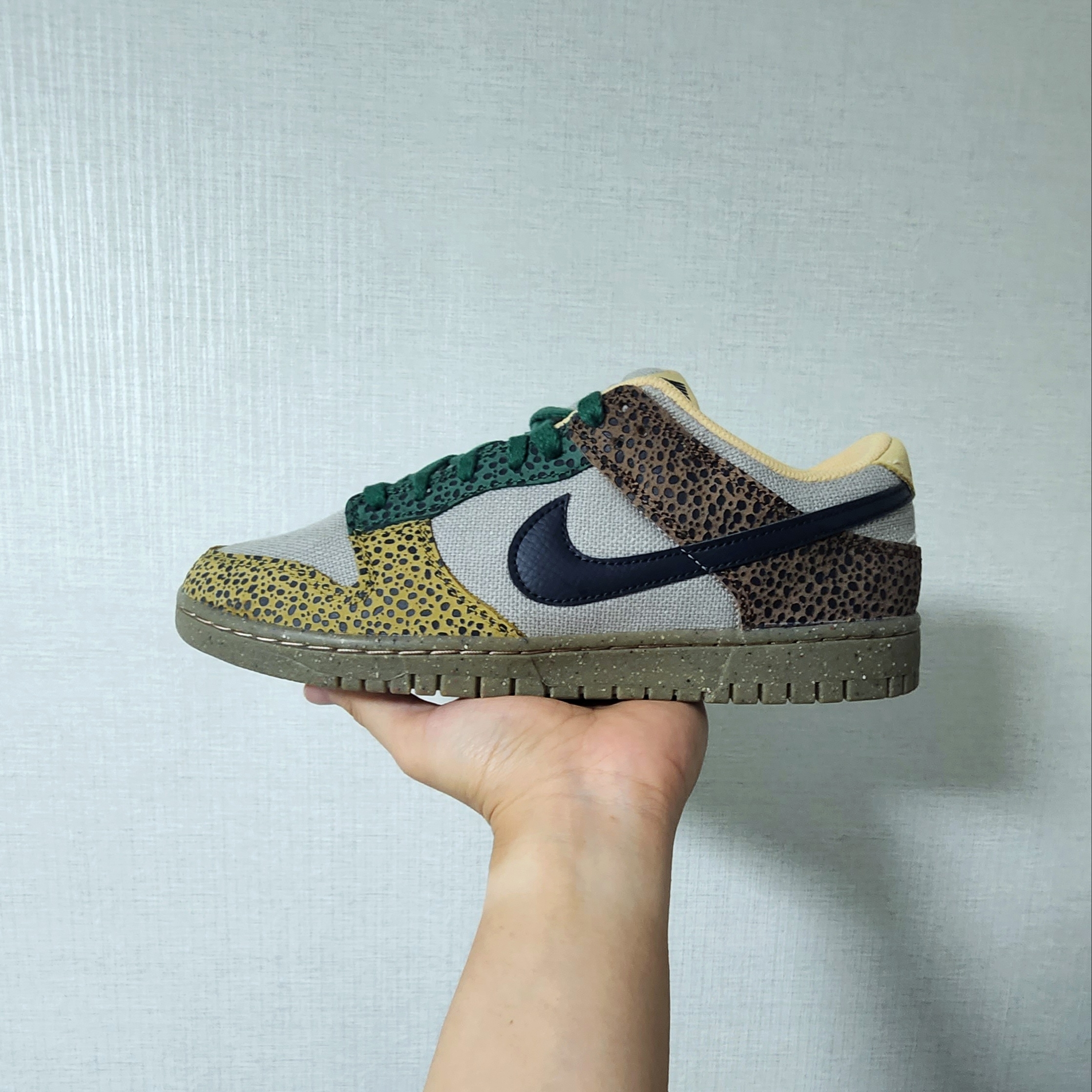 NIke Dunk Low Safari 착용 스타일
