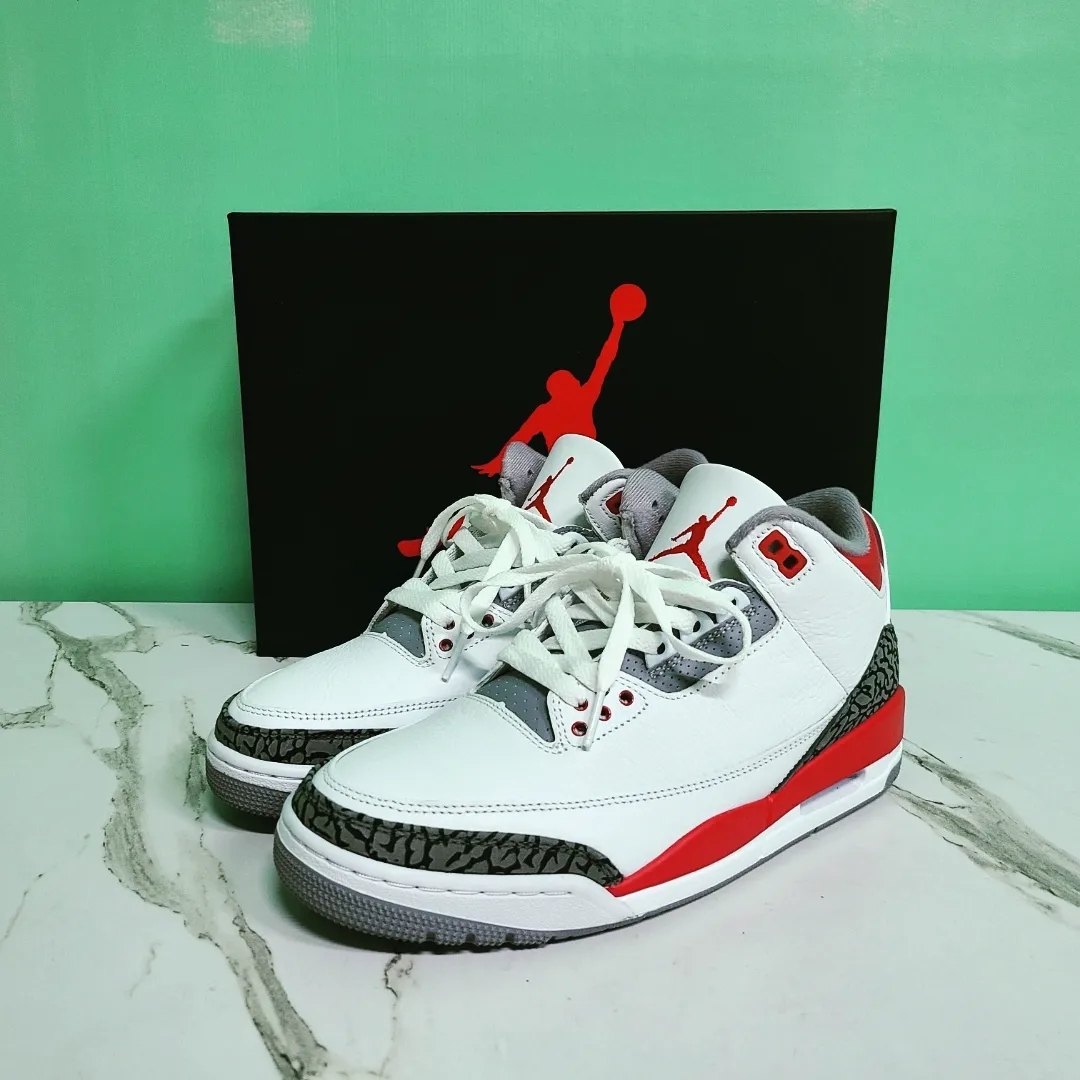 Jordan 3 Retro Fire Red 2022 착용 스타일 - 1