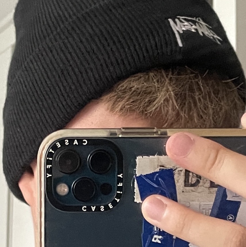 Stussy x Our Legacy Yin Yang Beanie Black, Casetify x Ader Error Sketch Impact iPhone Case 착용 스타일