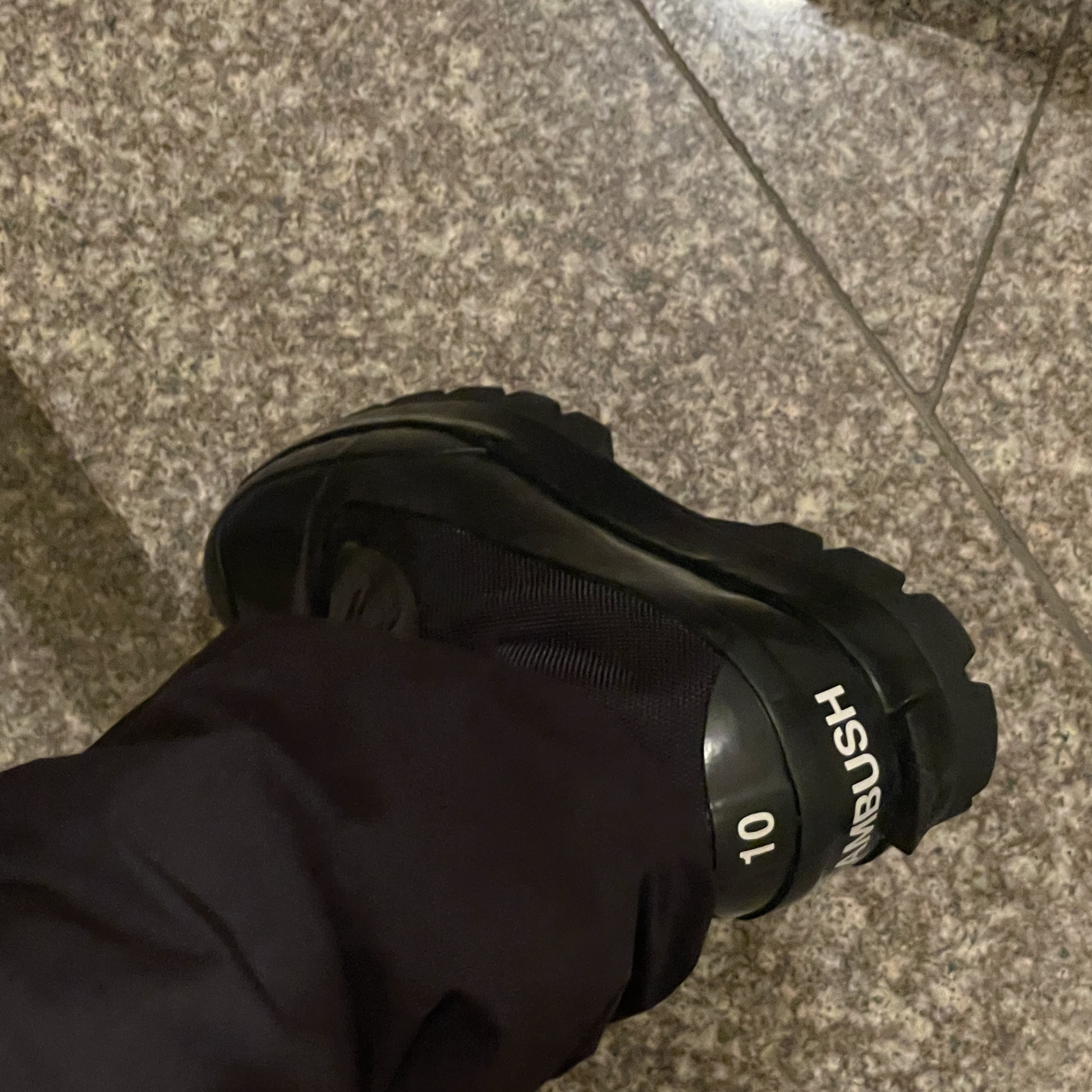 Converse x Ambush Chuck Taylor All Star Duck Boot Black 착용 스타일