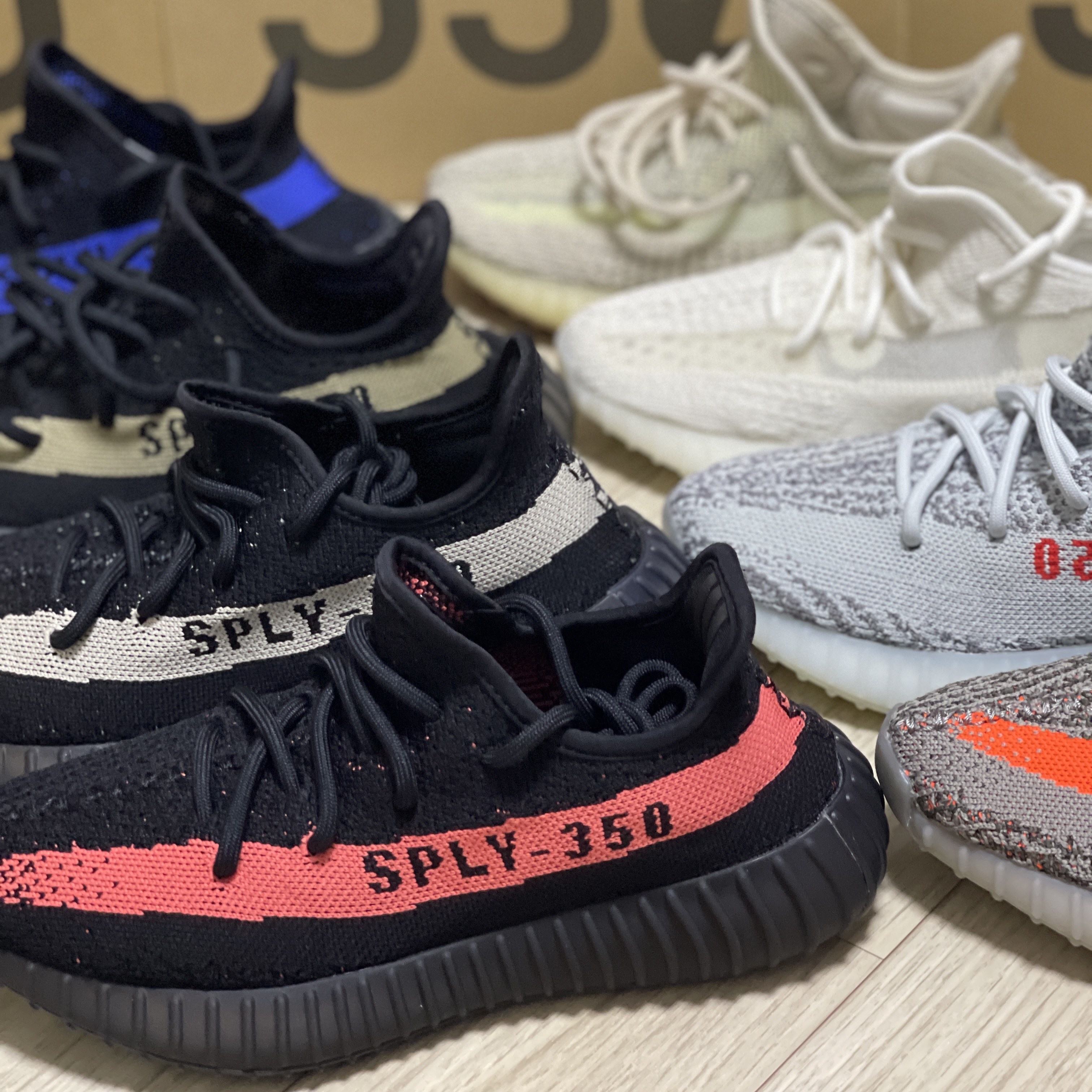 Adidas Yeezy Boost 350 V2 Core Black Red 2022/2023, Adidas Yeezy Boost 350 V2 Bone 착용 스타일 - 3