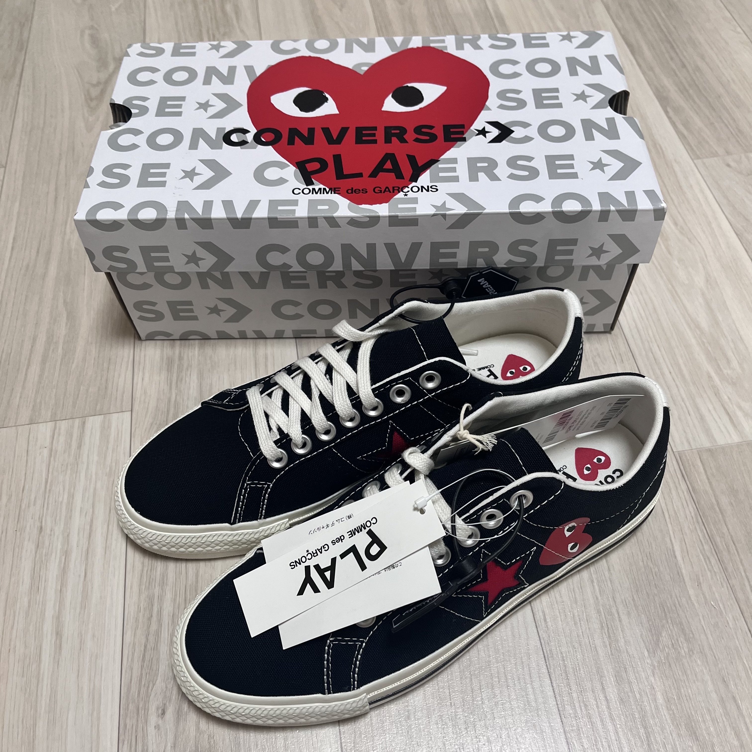 Converse x Play Comme des Garcons One Star Ox Black 착용 스타일 - 1