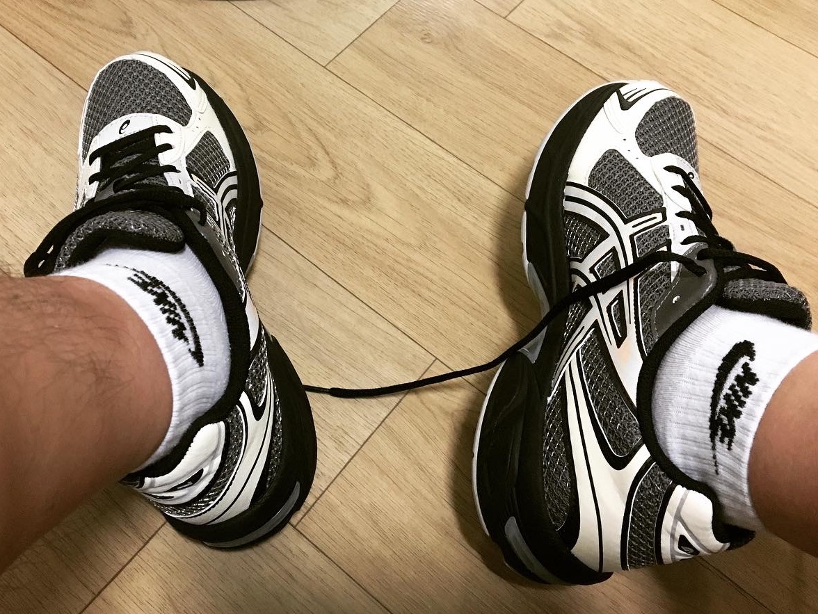 Asics x I4P Gel-1130 Mink Glacier Grey 착용 스타일 - 1