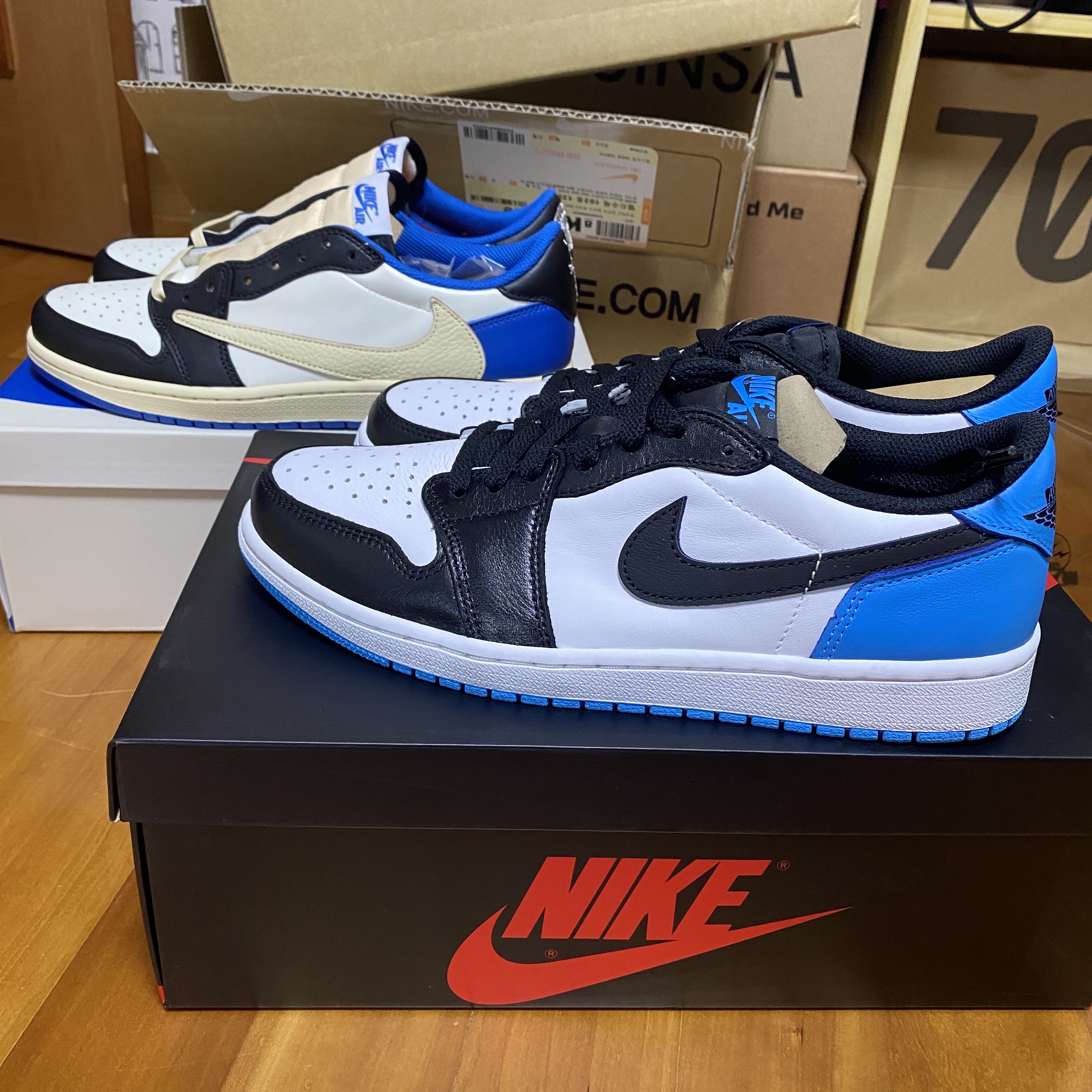 Jordan 1 x Travis Scott x Fragment Retro Low OG SP Military Blue, Jordan 1 Retro Low OG Black and Dark Powder Blue 착용 스타일 - 2