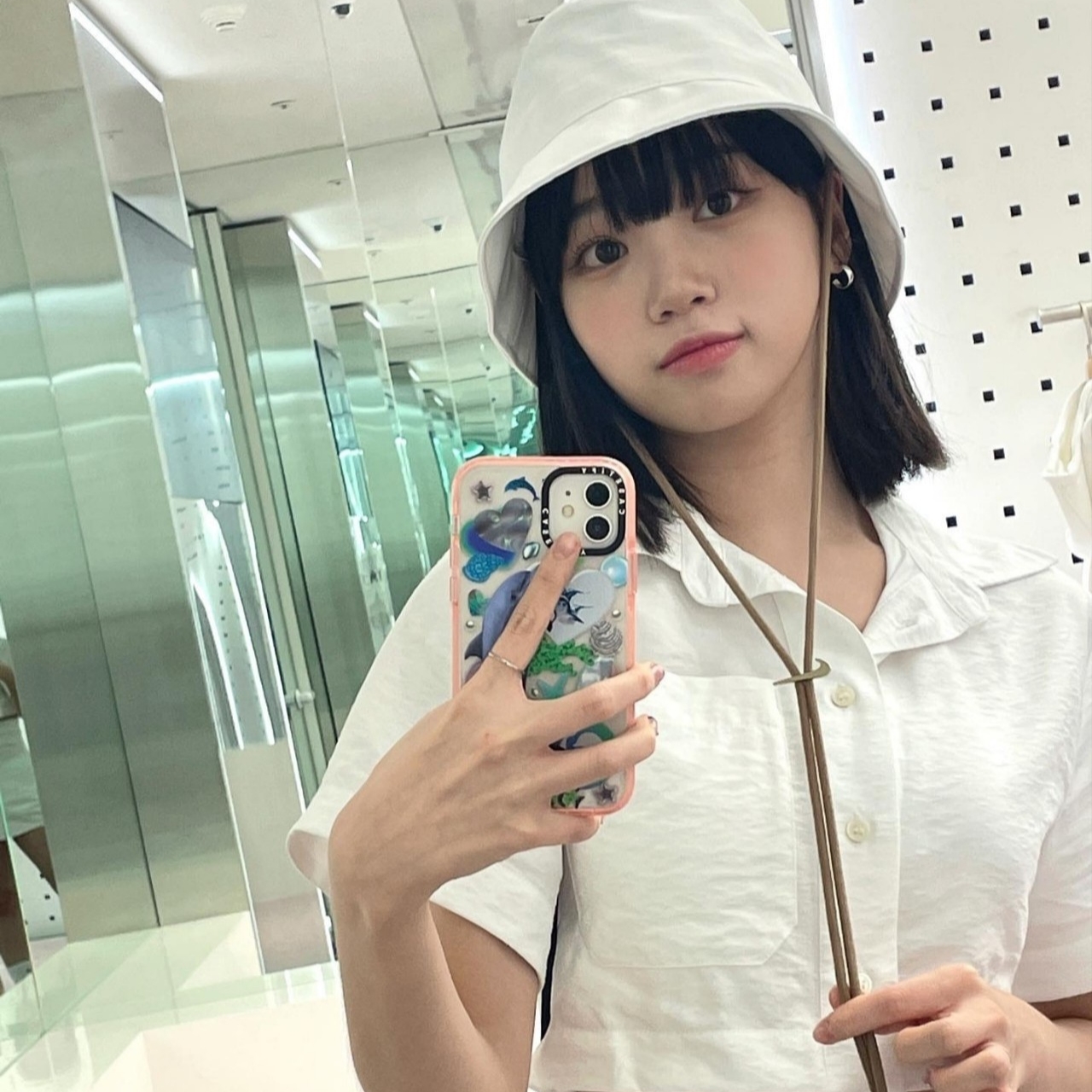 Nike x Jacquemus Bucket Hat White 착용 스타일