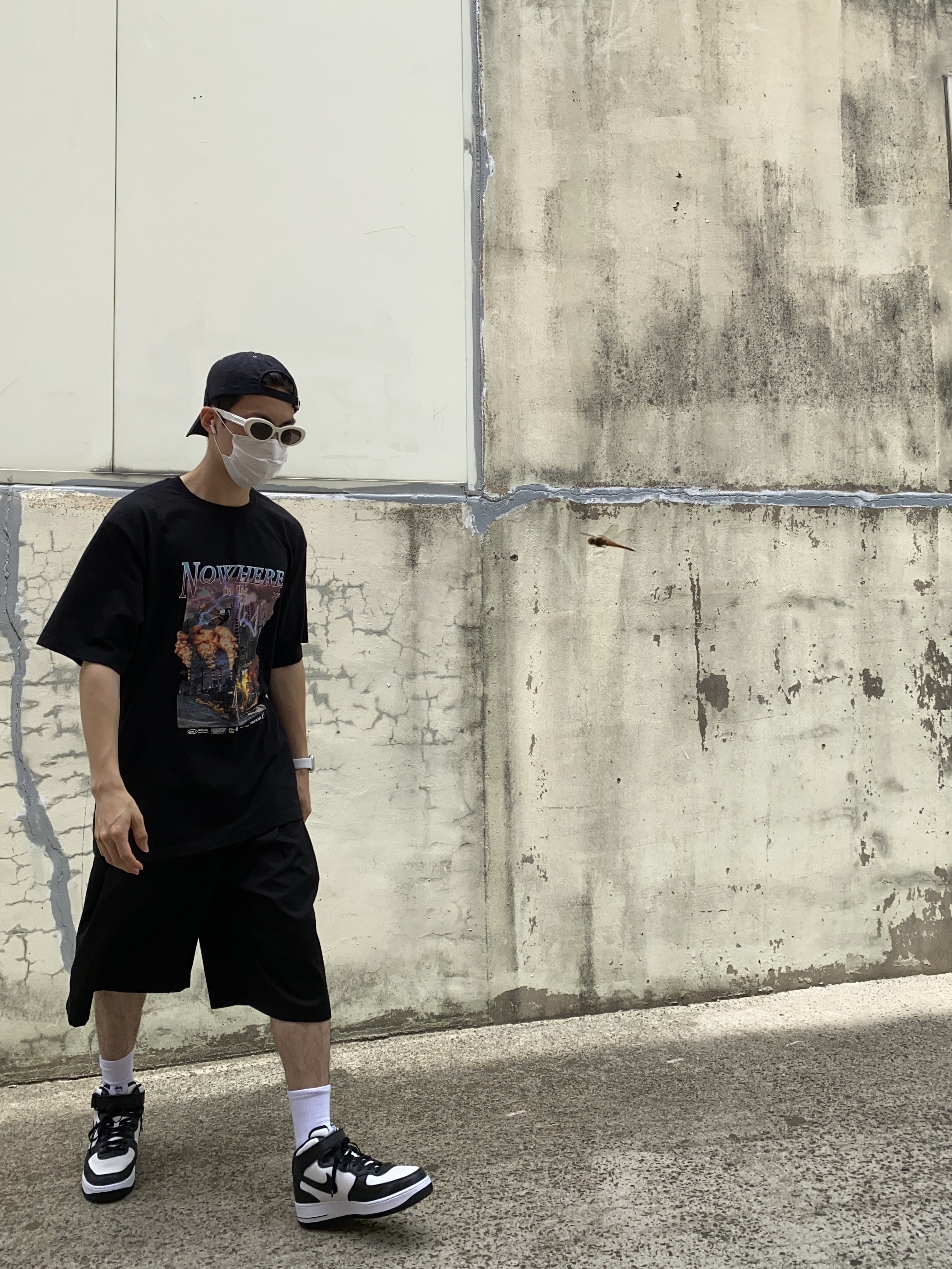 Nike x Stussy Air Force 1 '07 Mid SP Black and Light Bone 착용 스타일