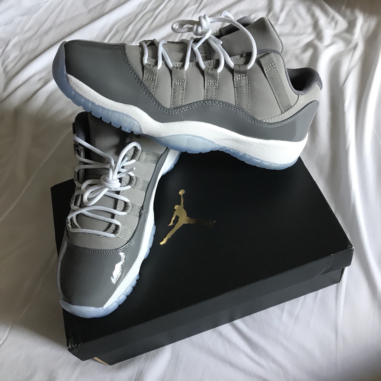 Jordan 11 Retro Low Cool Grey 착용 스타일 - 2