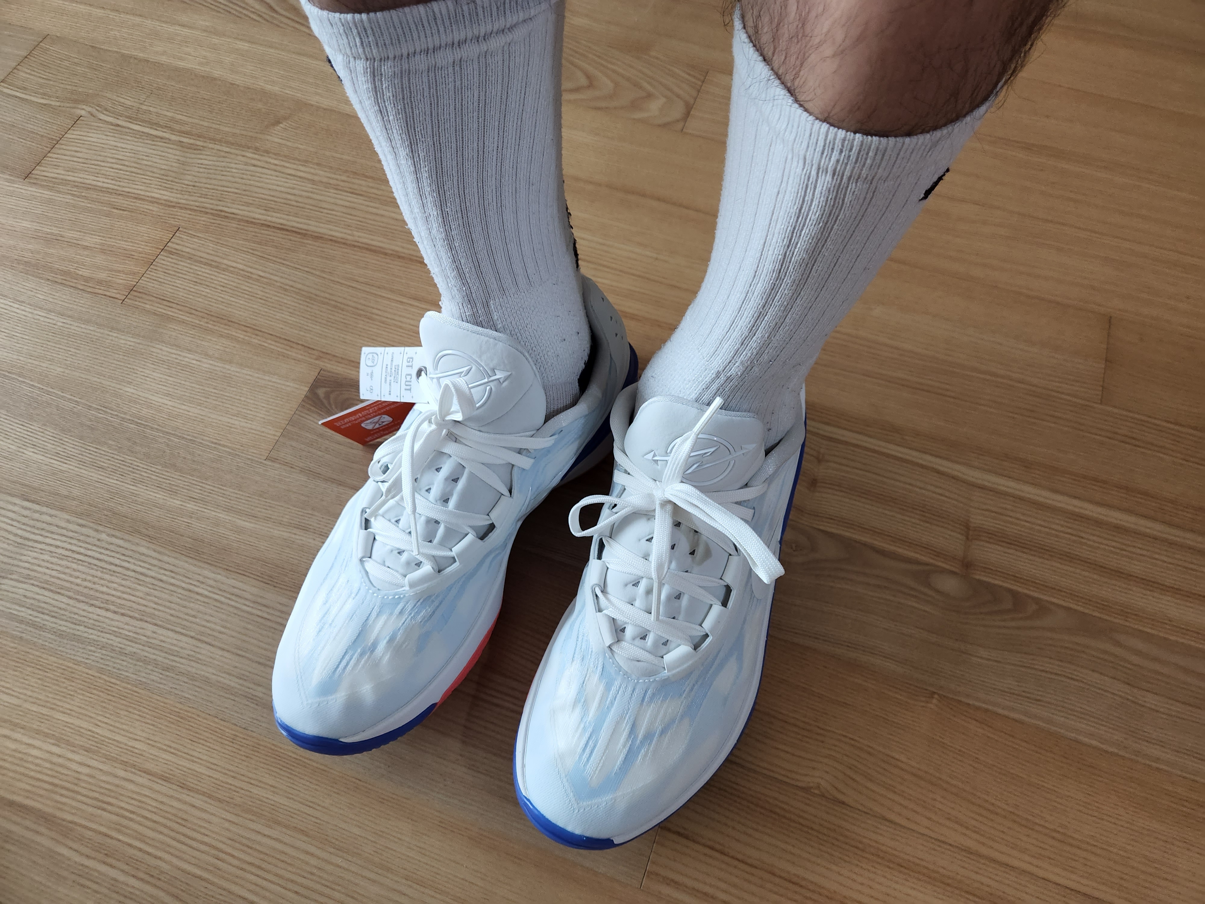 Nike Air Zoom GT Cut 2 Summit White 착용 스타일 - 2