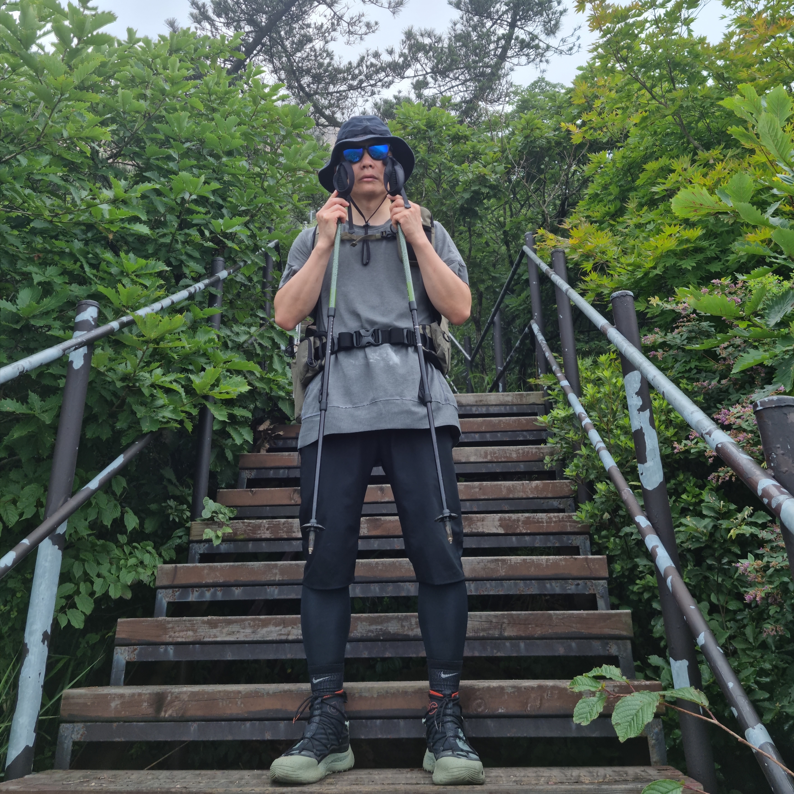 Nike ACG Terra Antarktik Gore-Tex Juniper Fog, Nike ACG 36 Backpack Medium Olive 착용 스타일 - 2