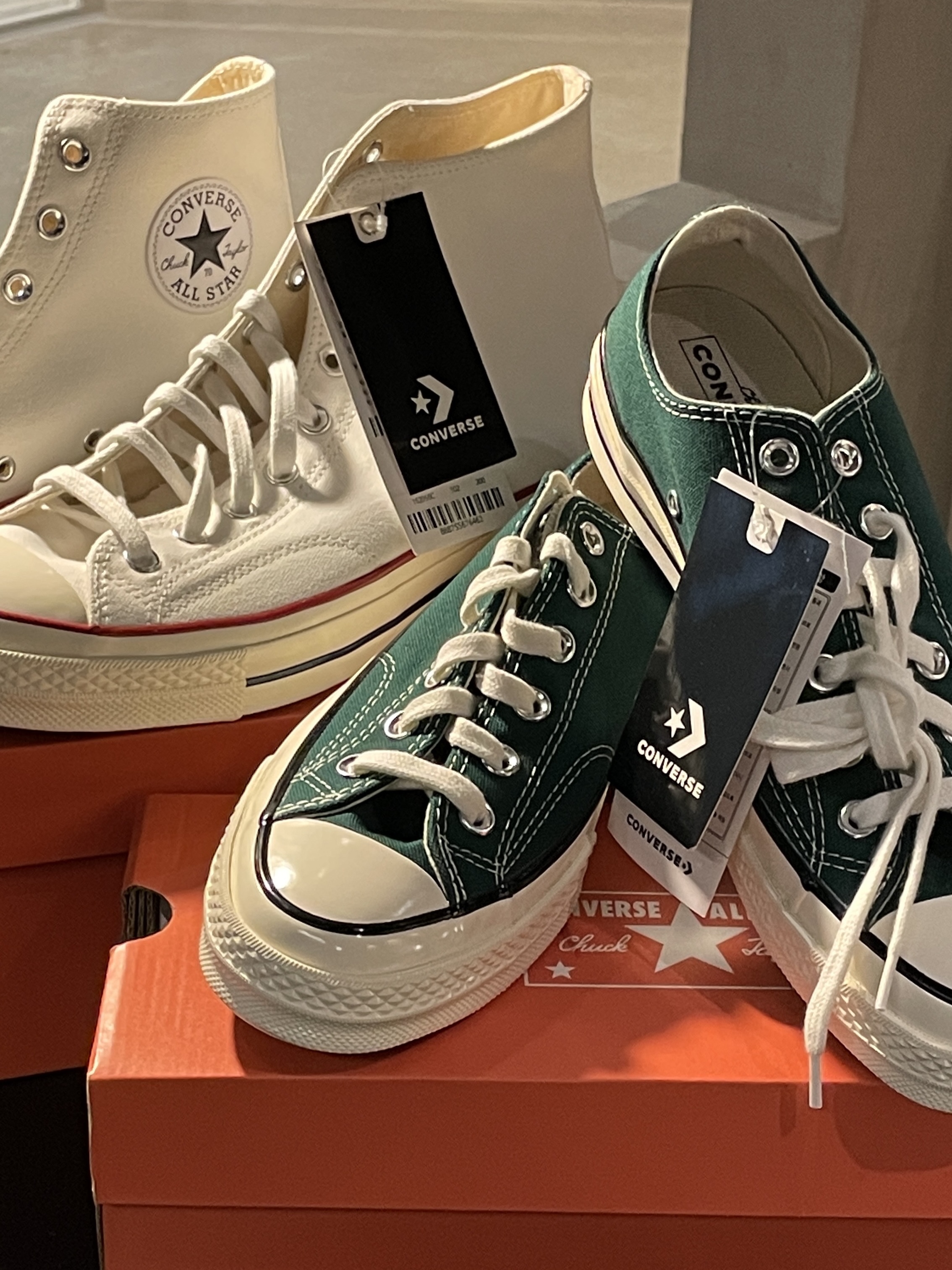Converse Chuck 70 High Vintage Canvas White, Converse Chuck 70 Ox Midnight Clover 착용 스타일